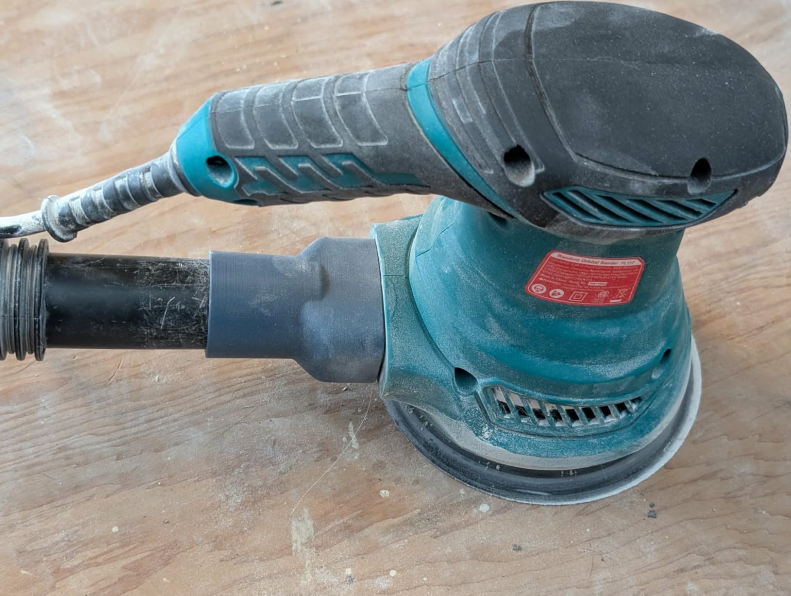 HYCHIKA 5-Inch Random Orbital Sander, 13000RPM Electric Palm Sander with 6 Variable Speeds customer photo 1
