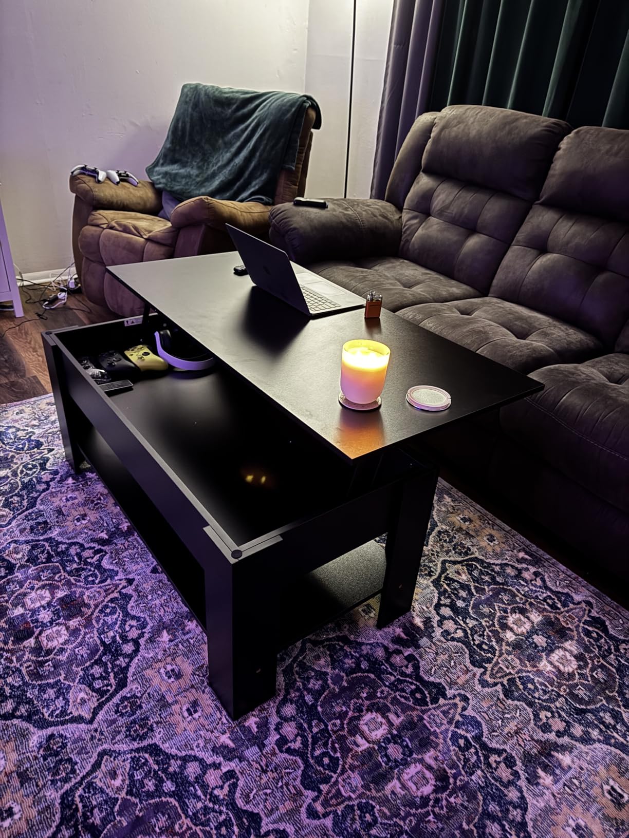 Yaheetech Wooden Coffee Table, Lift Top Coffee Table with Large Hidden Storage Shelf, Lift Tabletop Dining Tables for Living Room, Home Small Space, 38.6in, Black customer photo 1
