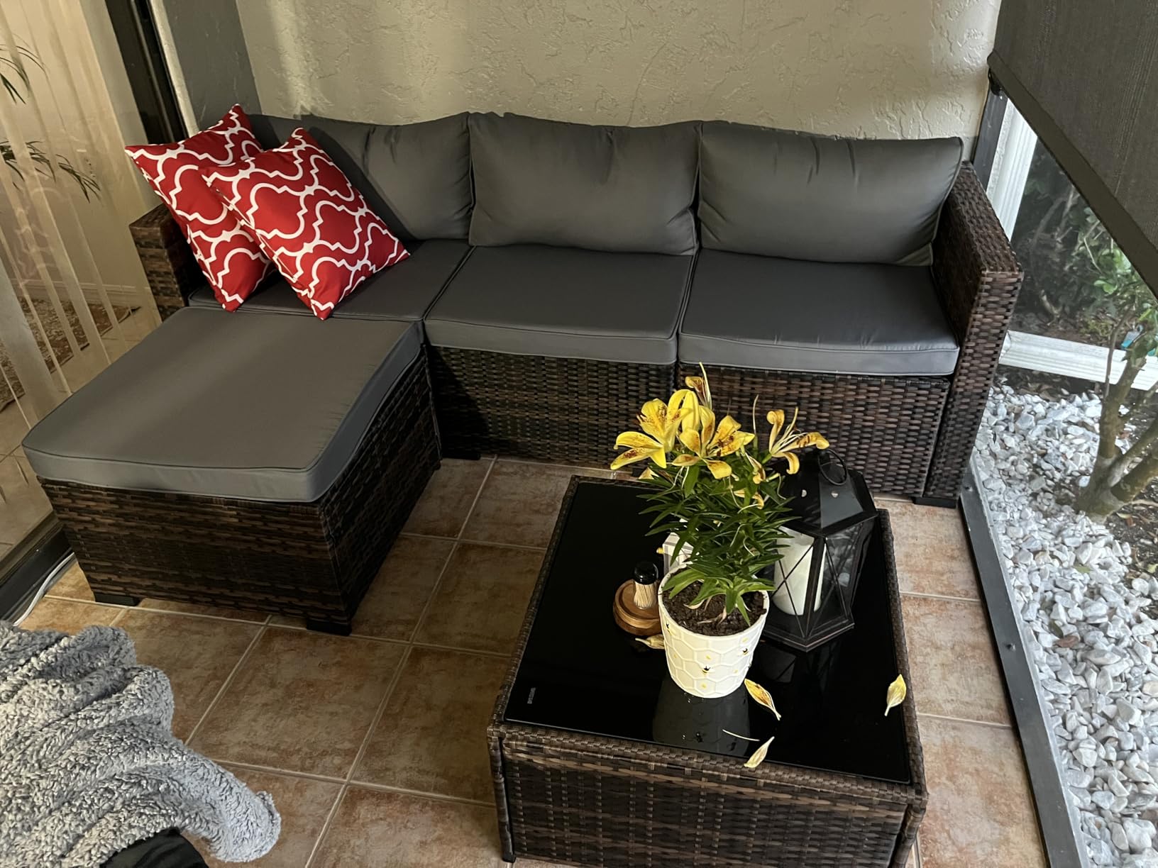 Aiho 5 Pieces Patio Furniture Set All-Weather Outdoor Wicker Sectional Patio Furniture with Cushion and Glass Table (Grey) customer photo 1