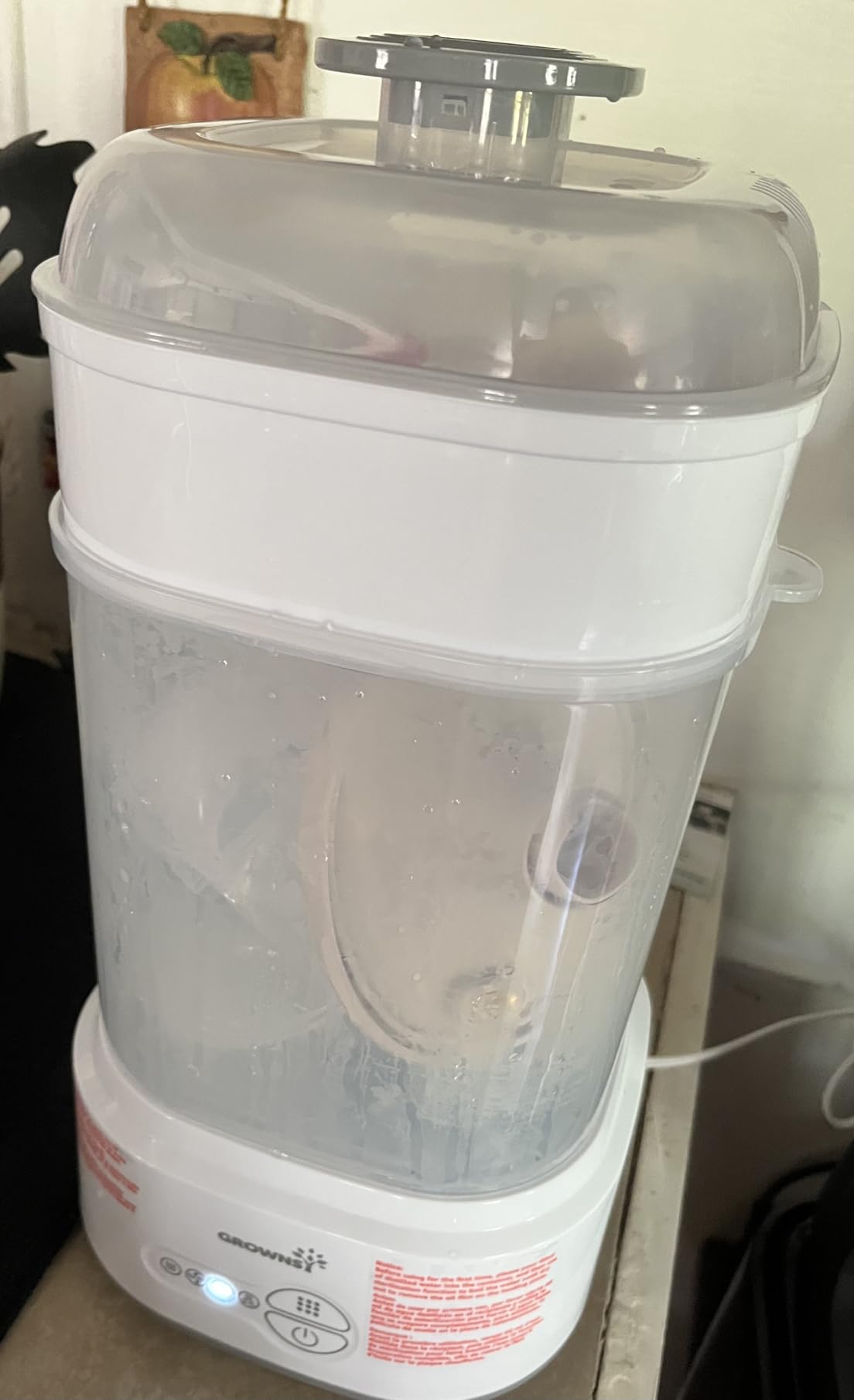GROWNSY Bottle Sterilizer and Dryer, Compact Electric Steam Baby Bottle Sterilizer (Esterilizador de Biberones), Bottle Sanitizer for Baby Bottles, Pacifiers, Pump Parts customer photo 1