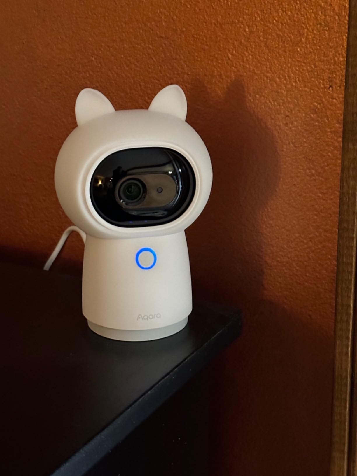 Aqara 2K Security Indoor Camera Hub G3, AI Facial and Gesture Recognition, Infrared Remote Control, 360° Viewing Angle via Pan and Tilt, Works with HomeKit Secure Video, Alexa, Google Assistant, IFTTT customer photo 1