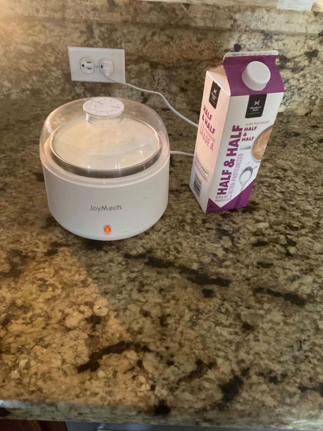 JoyMech Yogurt Maker, Compact Greek Yogurt Maker Machine customer photo 1