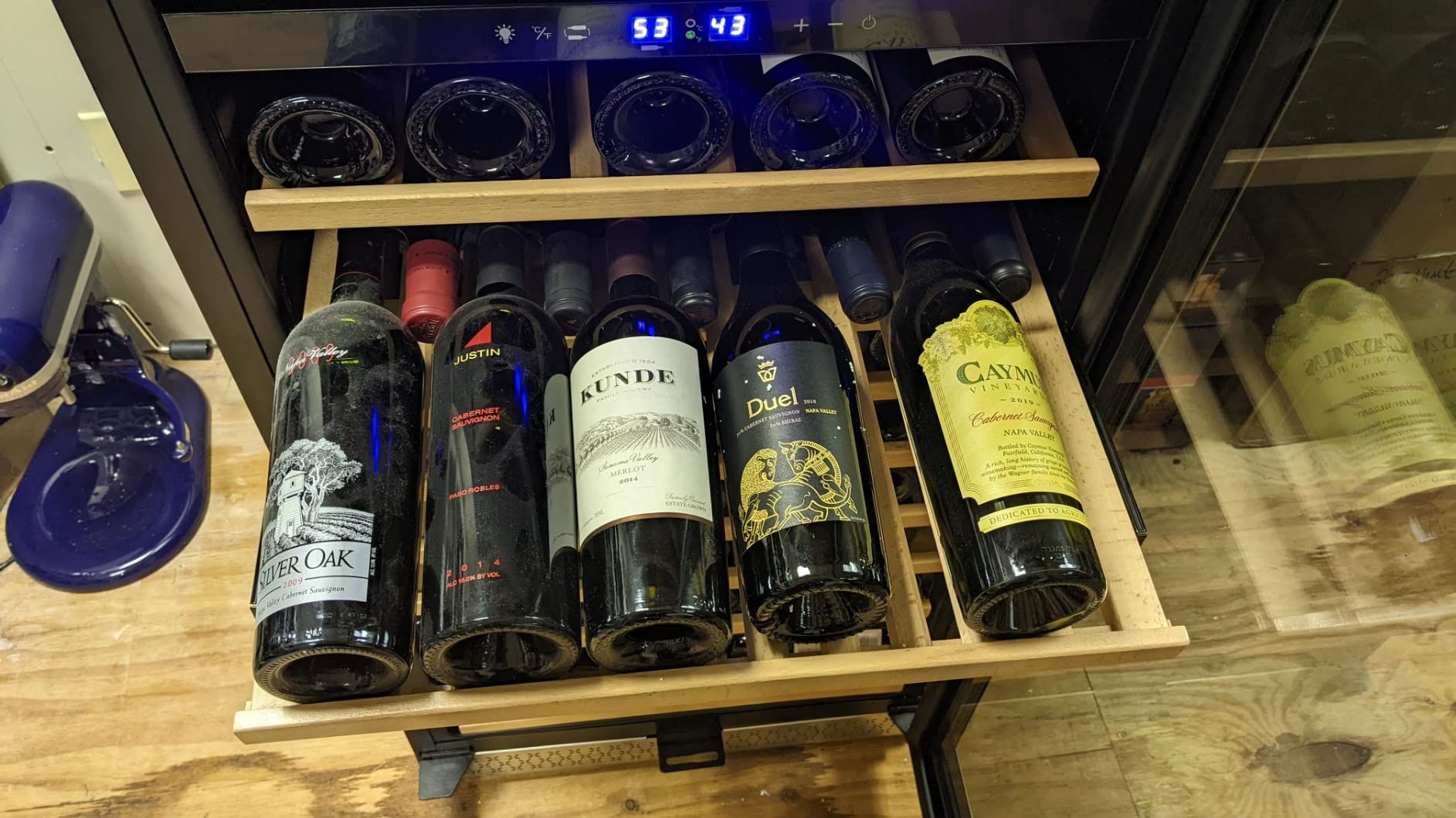 Tylza 24 Inch Wine Fridge Dual Zone, 180 Bottles Wine Cooler Refrigerator With Stainless Steel and Professional Compressor, Fast Cooling Low Noise and No Fog Built-in or Freestanding customer photo 1