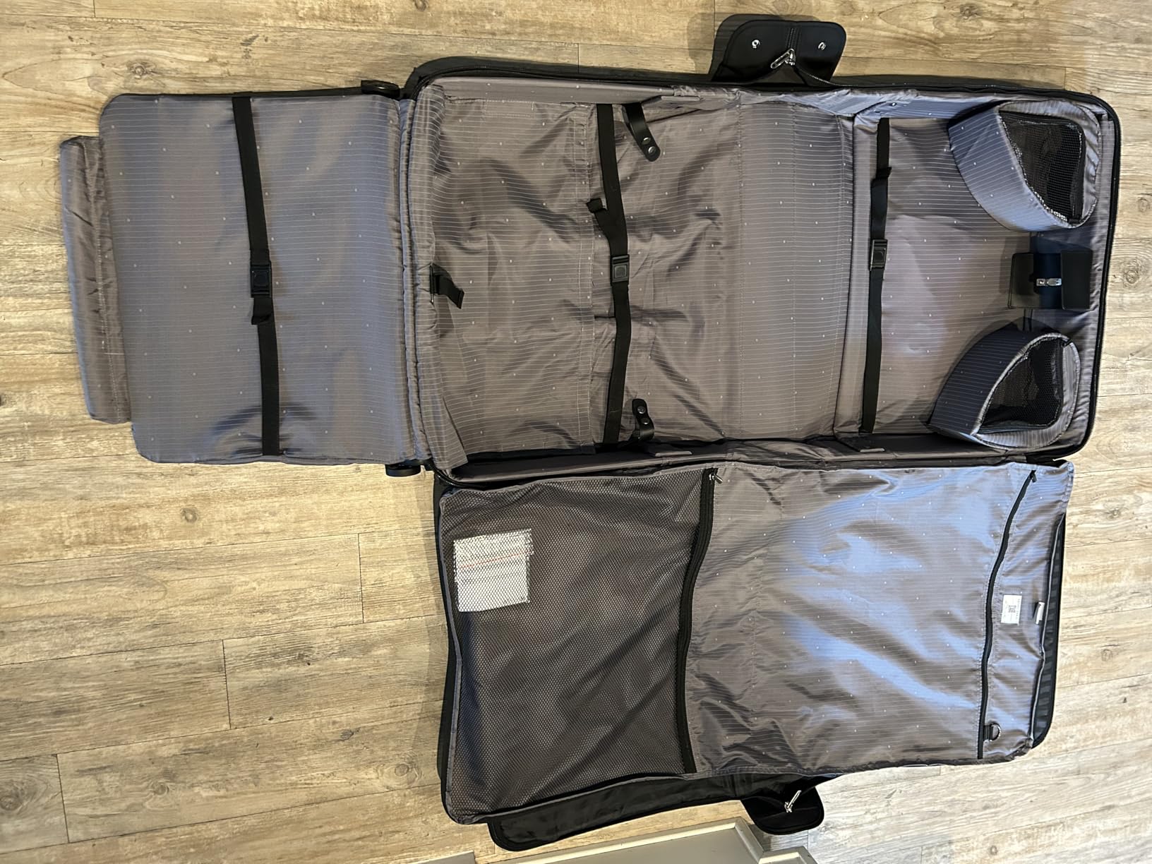 Helium DLX - Rolling Garment Bag with Spinner Wheel - Lightweight Travel Garment Bag - SECURITECH Zip - Suit and Dresses Rolling Travel Bag - Checked Size, Black customer photo 1