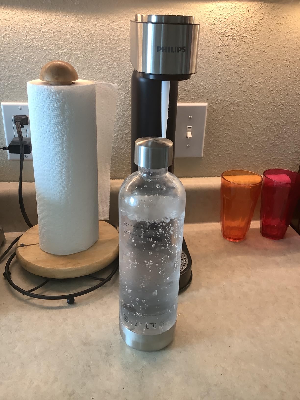 Philips Sparkling Water Maker Soda Maker Soda Streaming Machine - 1L Carbonating Bottle, Seltzer Fizzy Water Maker - Compatible with 60L CO2 Carbonator customer photo 2