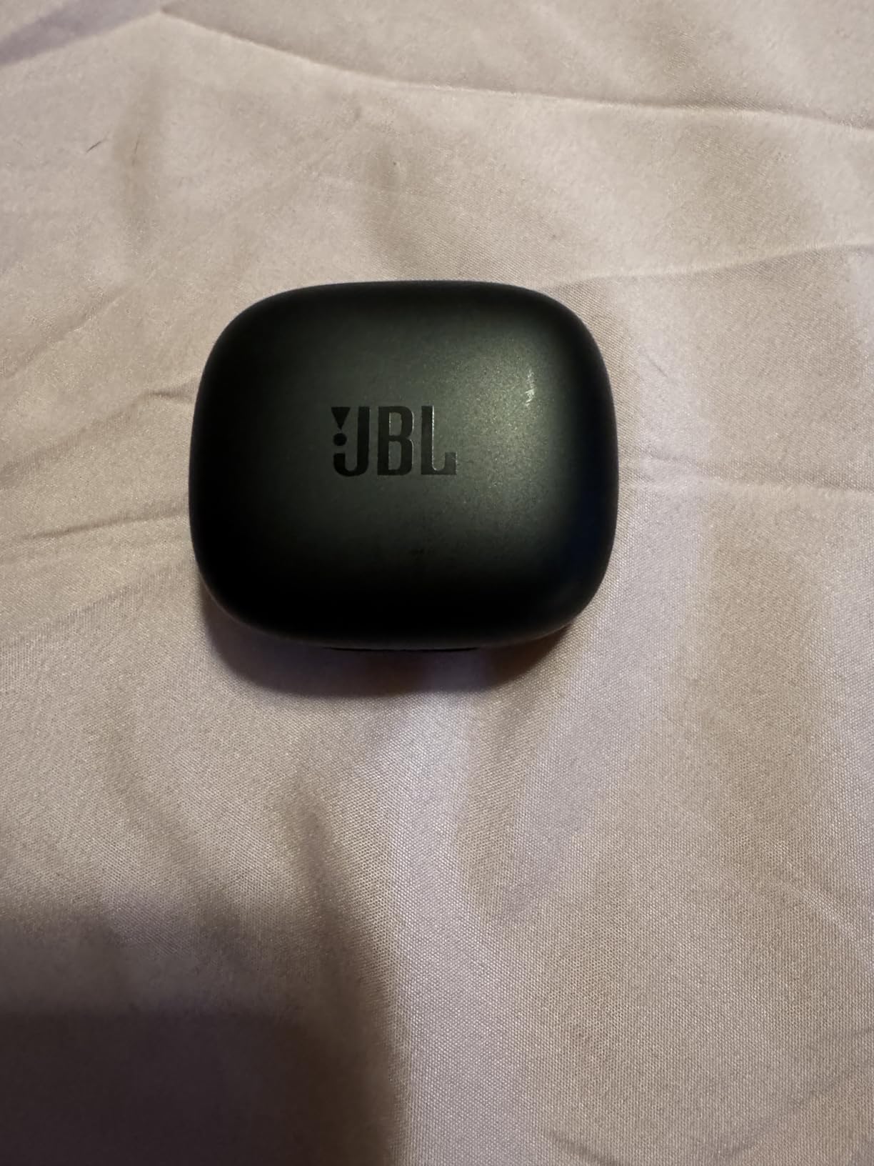 JBL Live Pro 2 True Wireless Noise Cancelling Earbuds with 40-Hour Playback, 6 Mics, and Wireless Charging customer photo 2