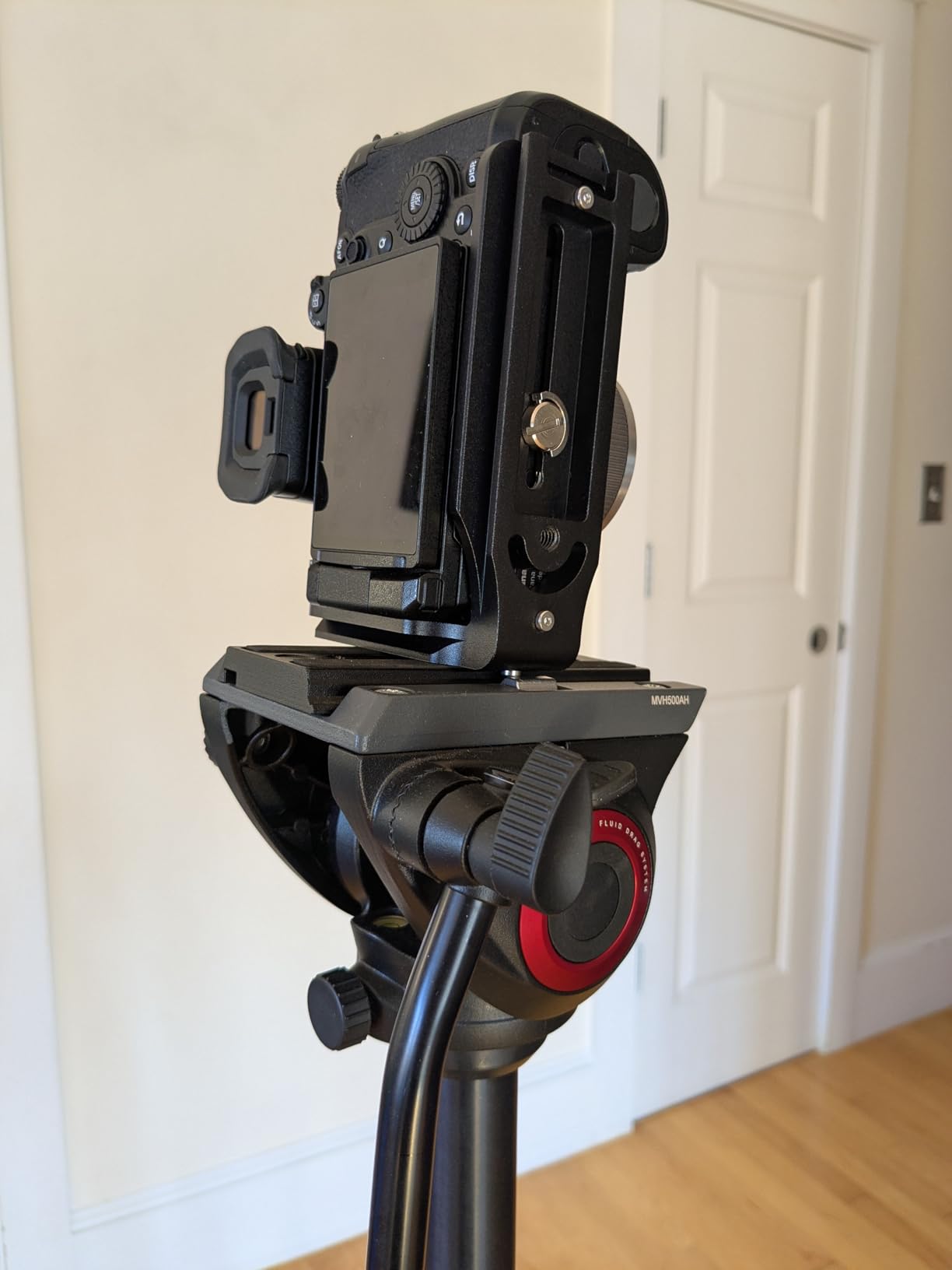 (Real Single One) DSLR Camera L Bracket Quick Release Plate Vertical Horizontal Switching Tripod Compatible with Canon Nikon Sony DJI Ronin Zhiyun Stabilizer Tripod Monopod customer photo 2