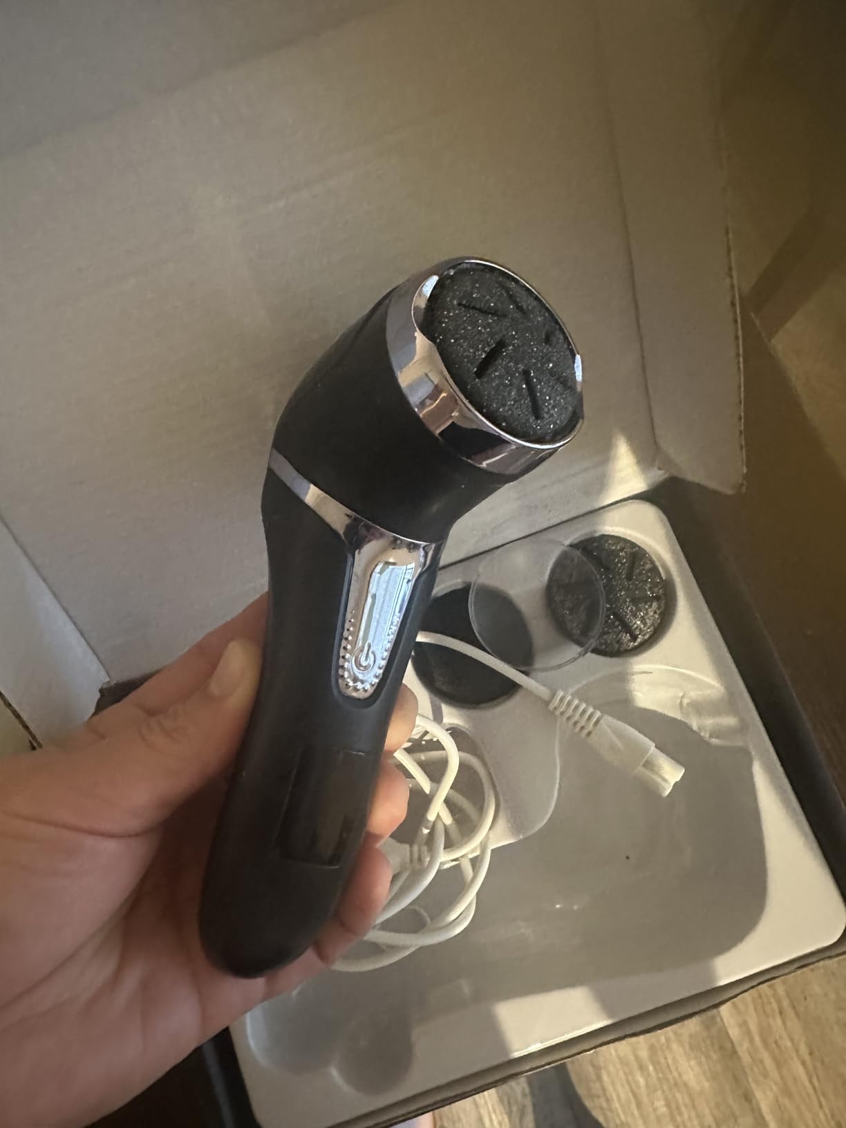 Electric Callus Remover for Feet with Vacuum, Professional Pedicure Tools Kit, Rechargeable Waterproof Foot File for Foot Care Deadskin Remover with 3Heads&2Speed,LCD Display customer photo 1