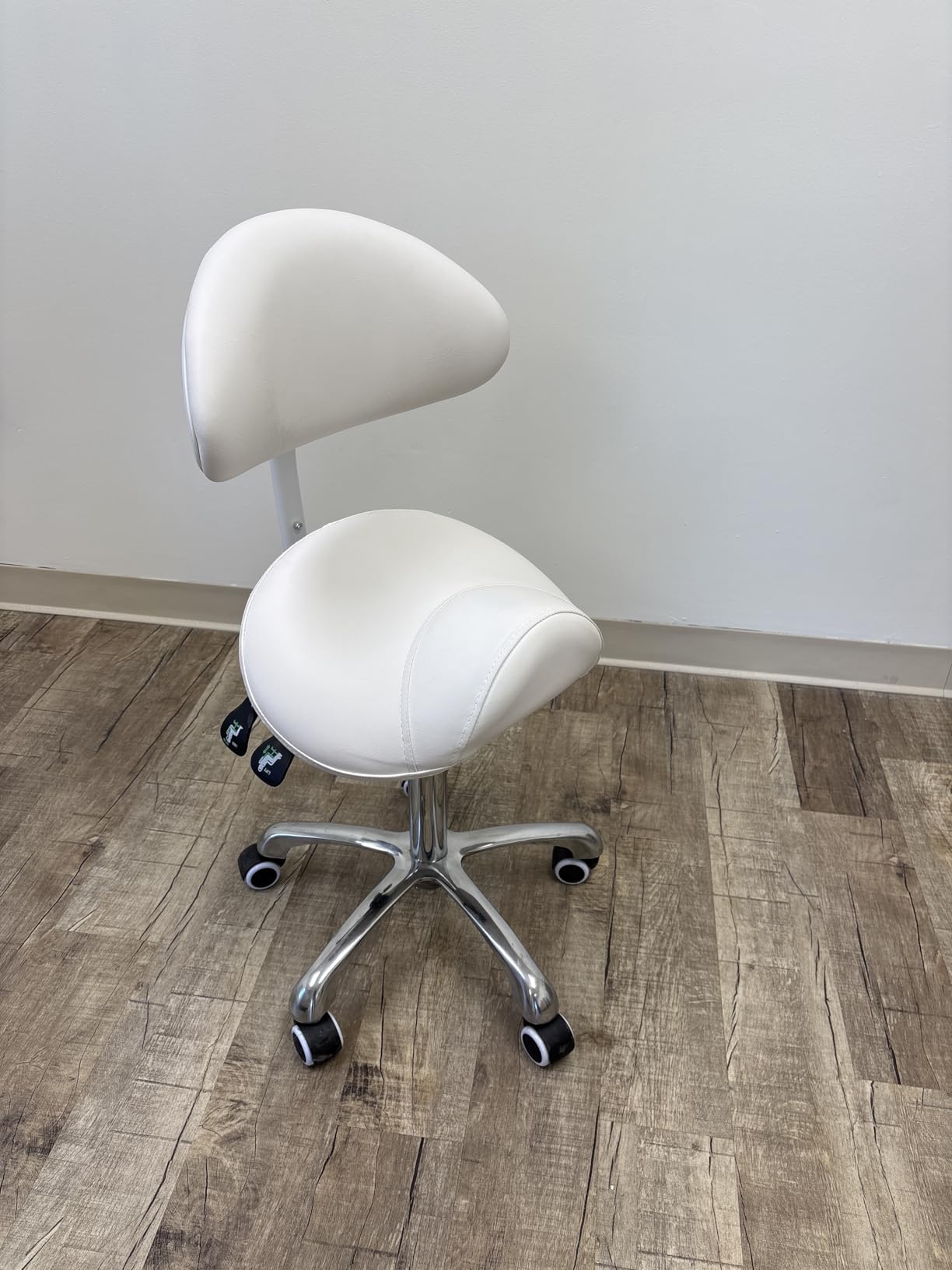 Kaleurrier Saddle Stool Rolling Swivel Height Adjustable with Wheels,Heavy Duty Anti-Fatigue Ergonomic Saddle Chair for Hair Beauty Salon Lab Dental Massage Office Home Kitchen (with Back, White) customer photo 1