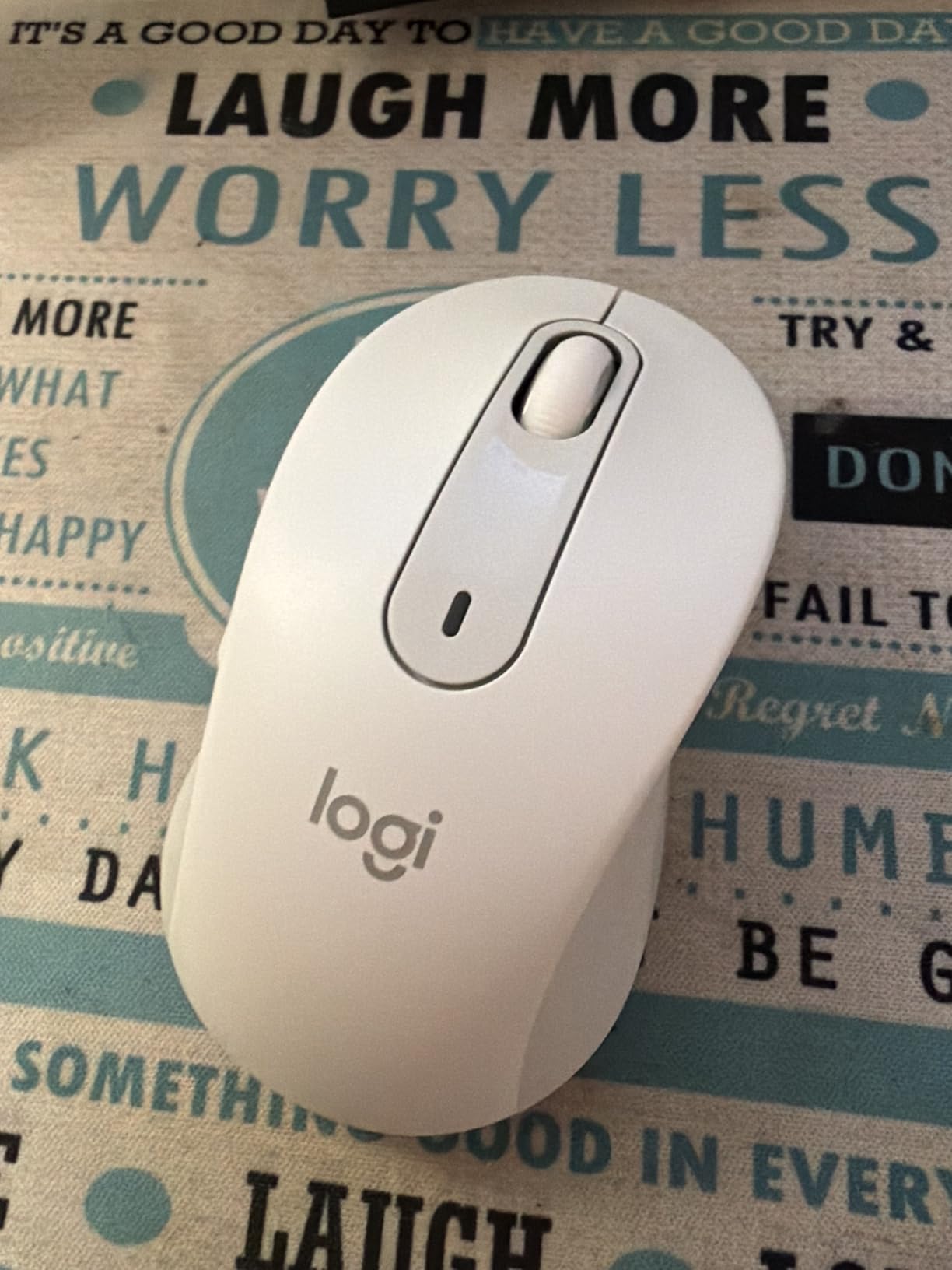 Logitech Signature MK650 Combo for Business, Wireless Mouse and Keyboard, Logi Bolt, Bluetooth, SmartWheel, Globally Certified, Windows/Mac/Chrome/Linux - Graphite customer photo 2