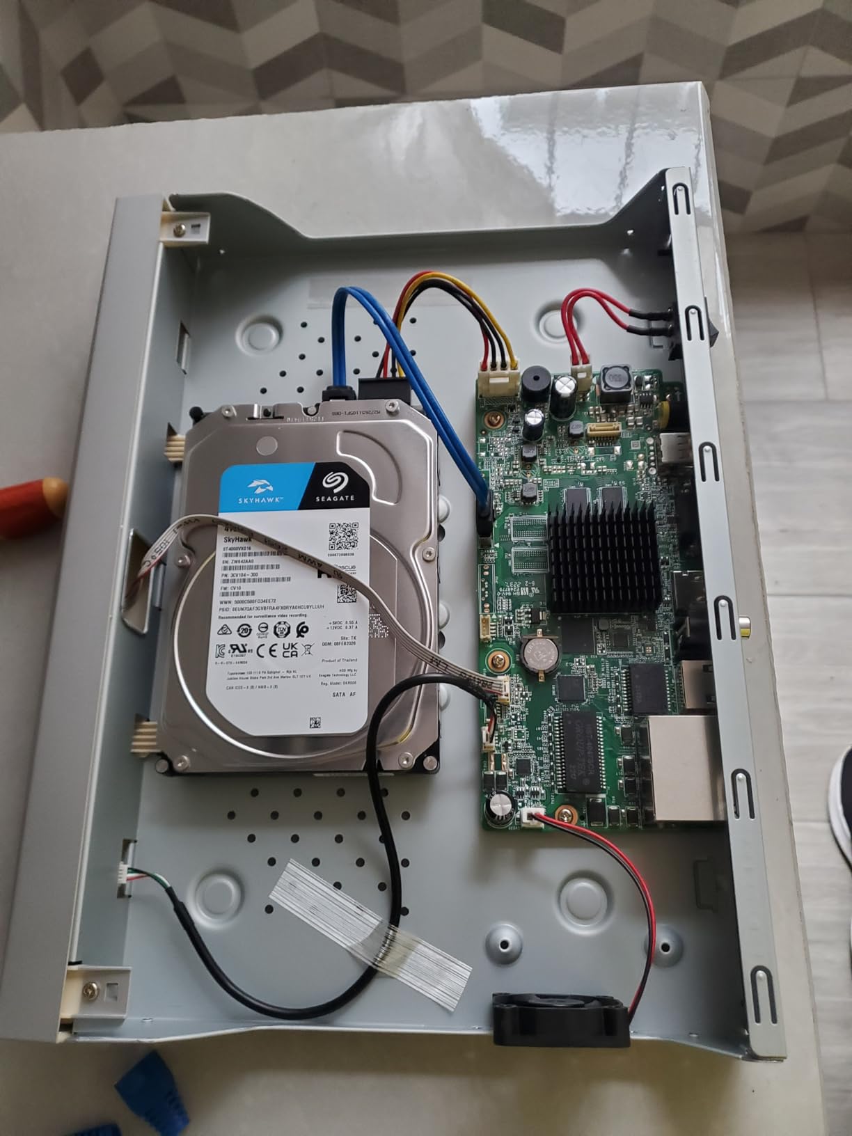 Seagate Skyhawk 4TB Video Internal Hard Drive HDD - 3.5 Inch SATA 6Gb/s 64MB Cache for DVR NVR Security Camera System with Drive Health Management and in-House Rescue Services (ST4000VXZ16/016) customer photo 1