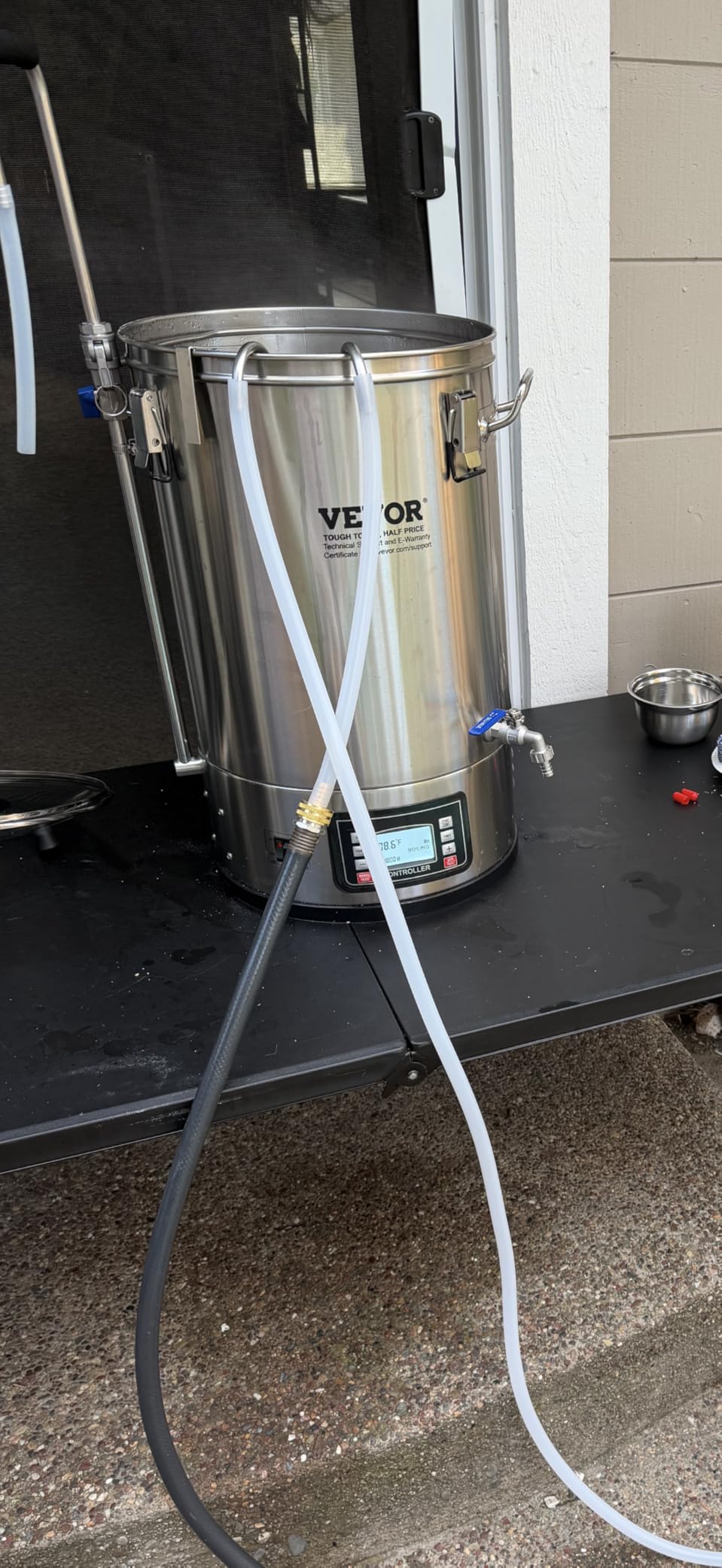 VEVOR Electric Brewing System, 9.2 Gal/35 L Brewing Pot, All-in-One Home Beer Brewer w/Pump, Mash Boil Device w/Panel, Auto/Manual Mode 100-1800W Power 25-100C Temp 1-180 min Timer Recipe Memory customer photo 1