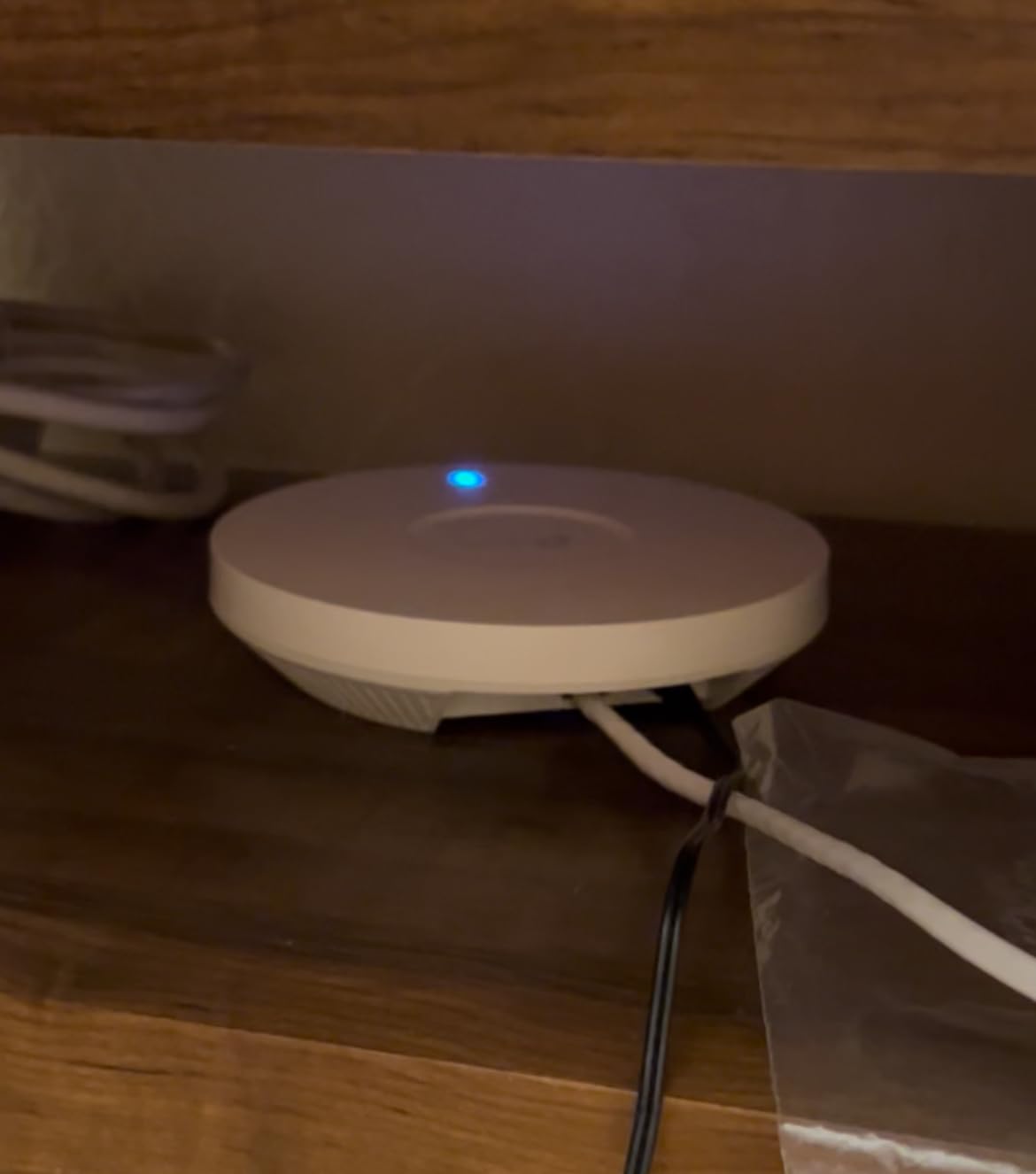 TP-Link EAP653 Wireless Access Point w/o DC Adapter | Ultra-Slim | Omada True Wi-Fi 6 AX3000 | Mesh, Seamless Roaming, WPA3, MU-MIMO | Remote & App Control | PoE+ Powered | Multiple Controller Options customer photo 1