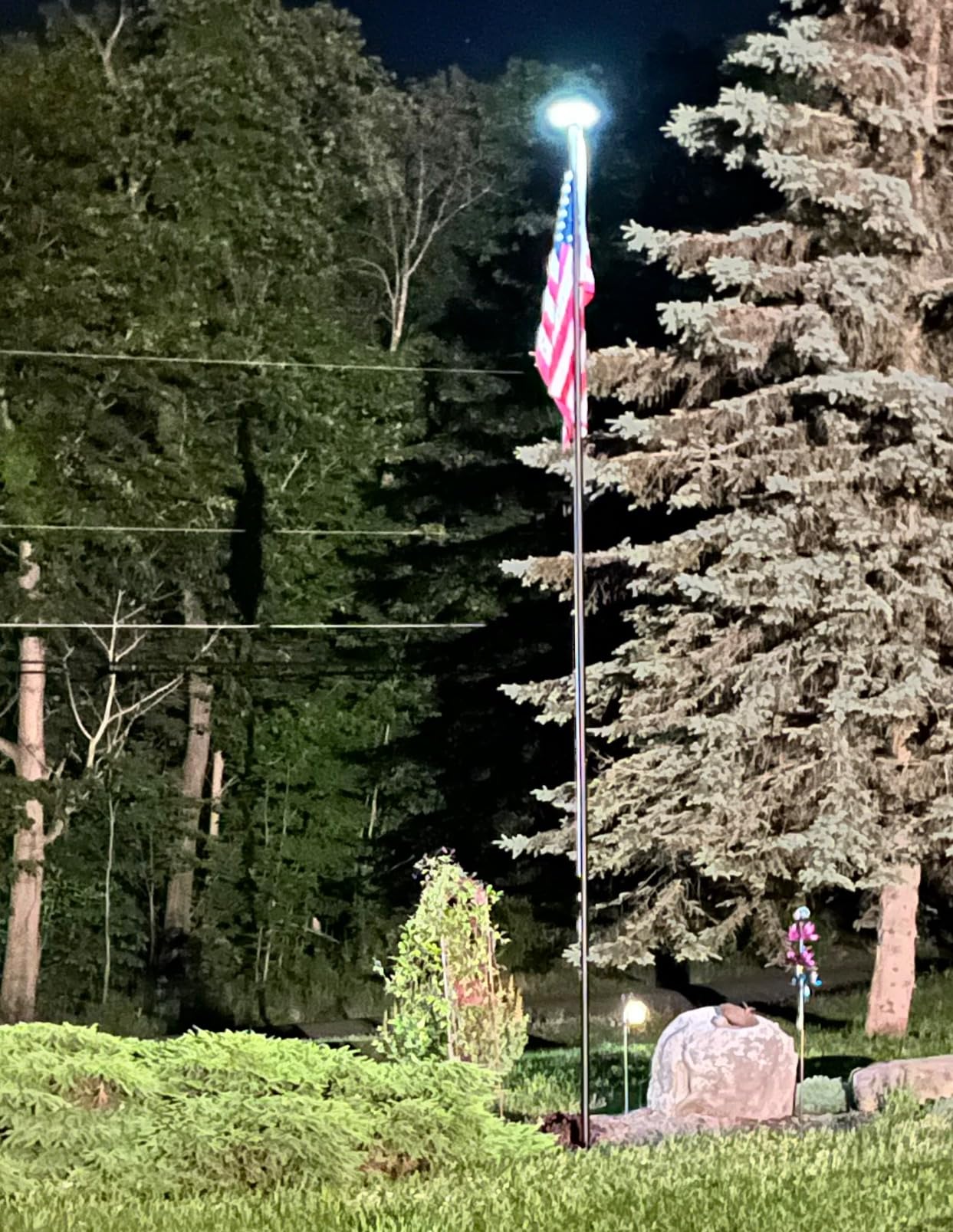 NELXINJO 20FT Heavy Duty Flagpole Kit for Yard,14 Gauge Flag Pole for Outside In Ground, Extra Thick Outdoor Flag Poles with 3x5 American Flag for Residential or Commercial(20FT, Silver) customer photo 1