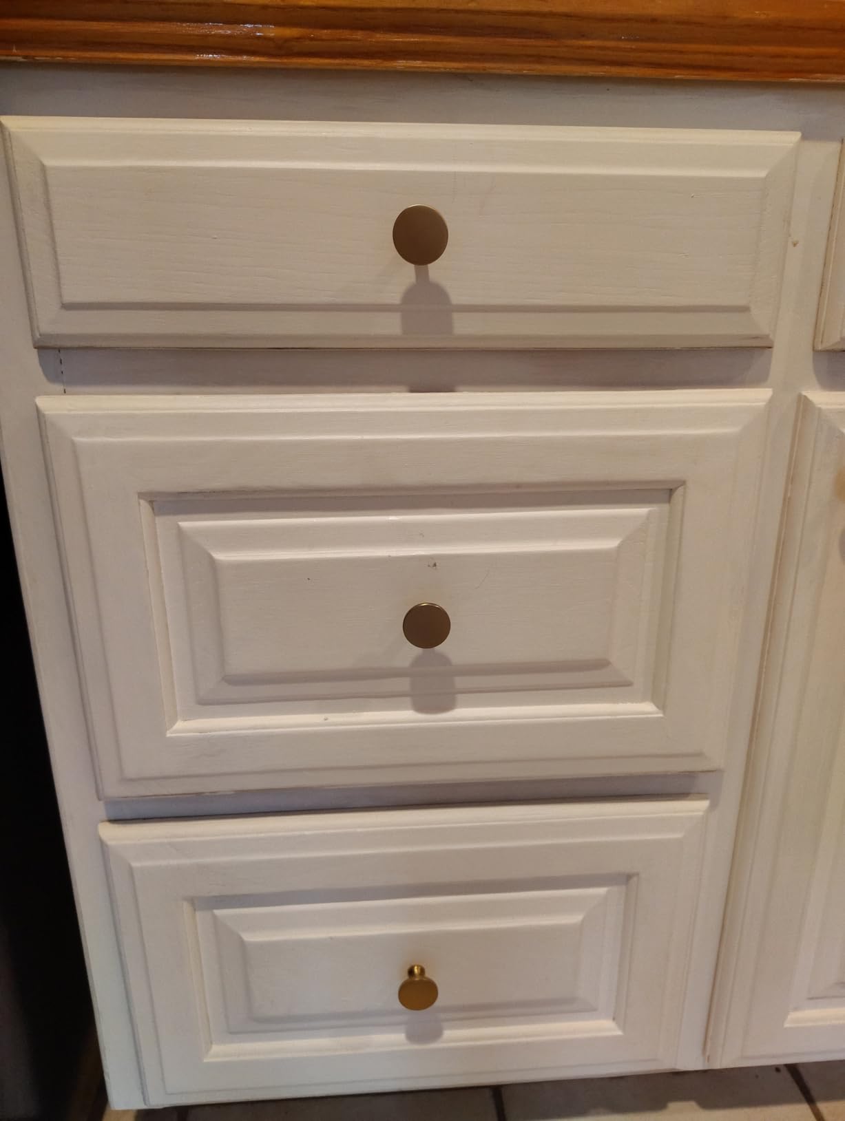 Ravinte 30 Pack Solid Knobs Kitchen Cabinet Round Pulls Dresser Handles Gold Cupboard Hardware Brushed Brass Door Drawer Knobs customer photo 1