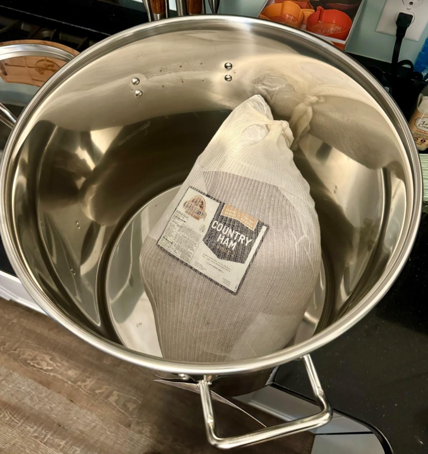 ARC Advanced Royal Champion 40QT Stainless Steel Stockpot for Seafood Crawfish Crab Boil Turkey Fryer Pot with Basket Divider and Hook, Crab Lobster Shrimp Outdoor Cooking and Home Brewing customer photo 2