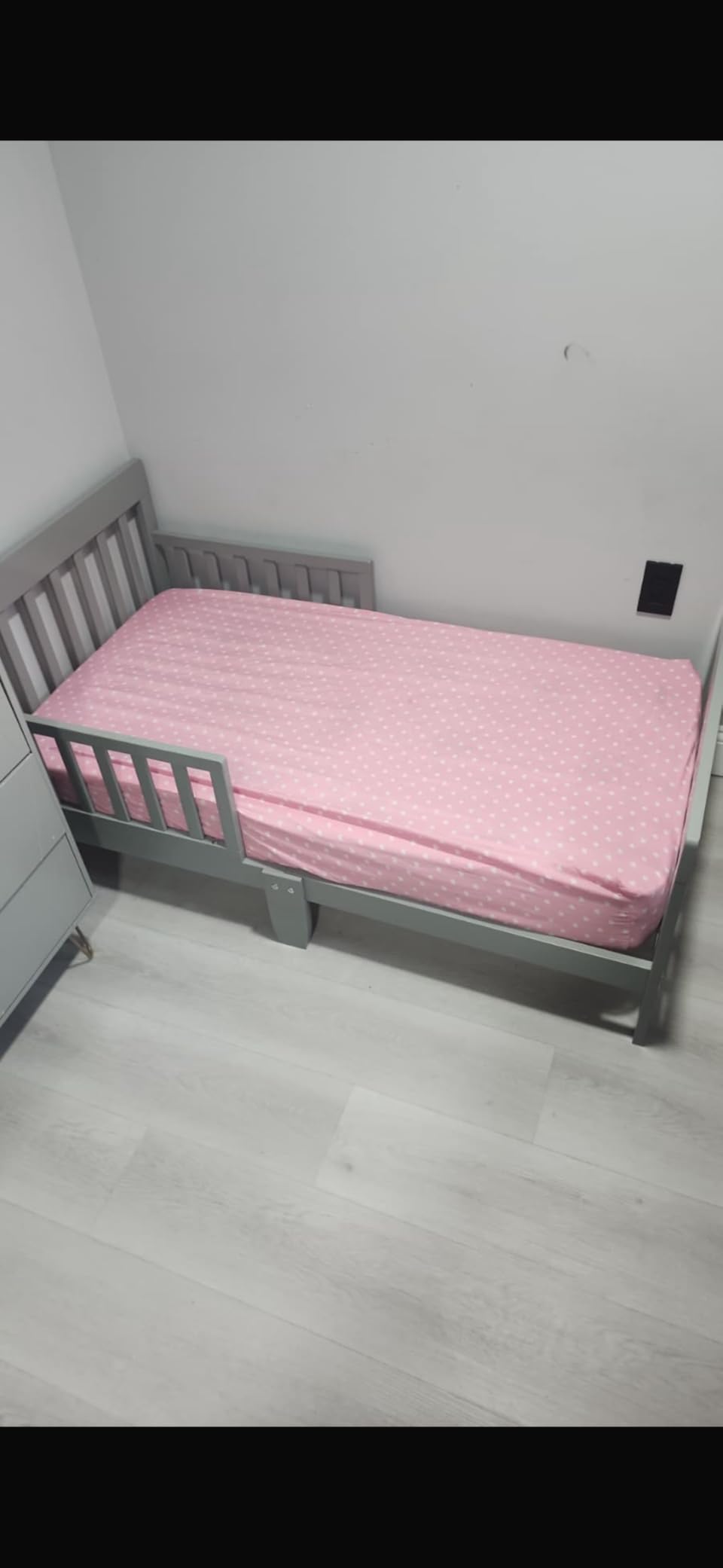 Dream On Me Finn Toddler Bed, Low Floor Wooden Bed, Side Safety Bed Rails, GREENGUARD Gold & BSA Certified, Non-Toxic Paint Finish, New Zealand Pinewood, up to 50 lbs - Pink customer photo 1