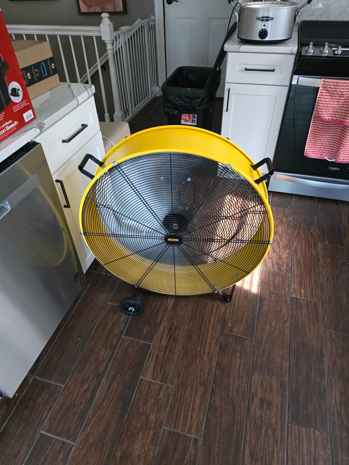 HiCFM 13000 CFM 30 inch Heavy Duty High Velocity Barrel Floor Drum Fan With Powerful 1/3HP Motor, 9ft Cord, 5in Solid Wheels for Workshop, Garage, Commercial or Industrial rooms - UL Safety Listed customer photo 1