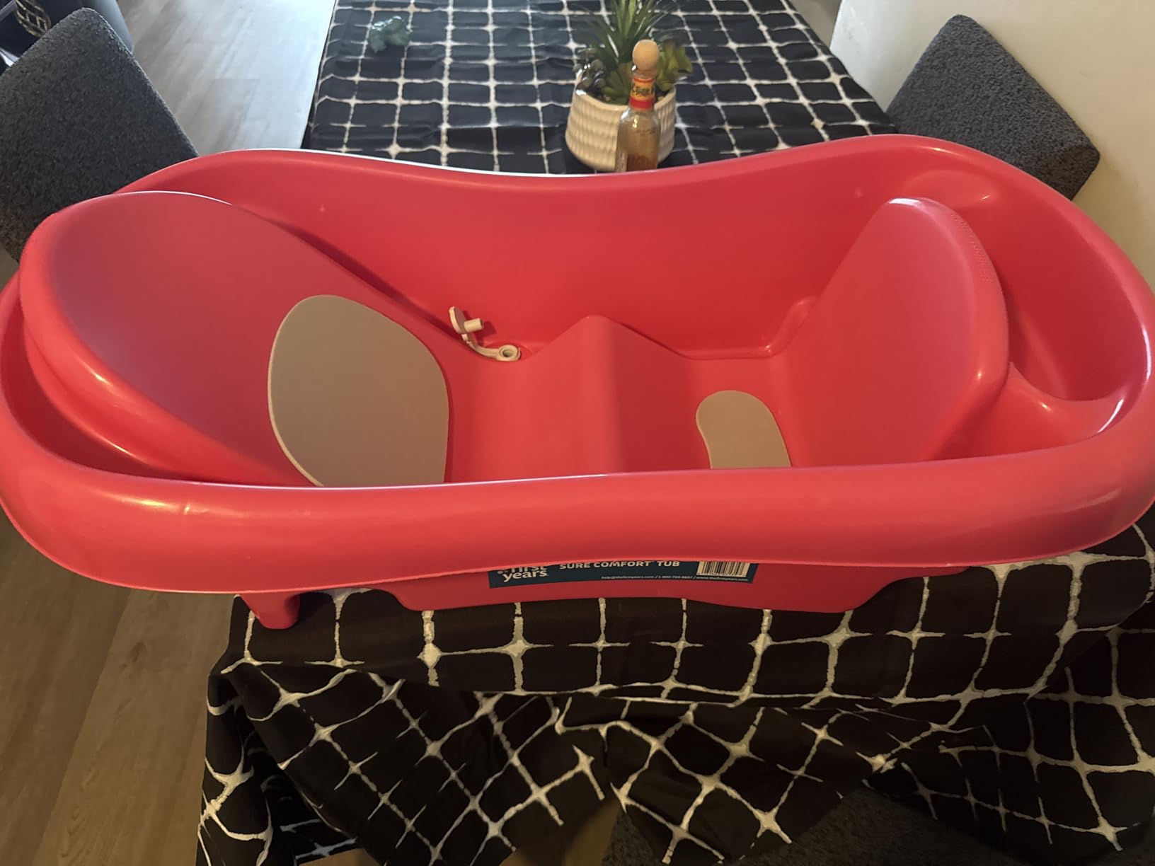The First Years Renewed Baby Bath Tub - Newborn to Toddler 3-in-1 Baby Tub with Removable Sling - Made with 50% Recycled Material - 0 to 25 LBs customer photo 1