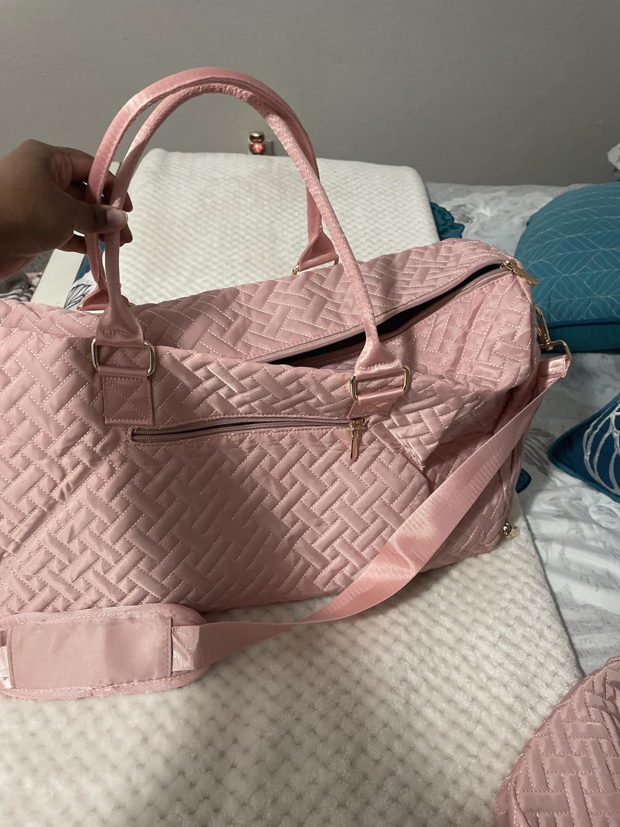 Duffle Bag for Travel, Weekender Bag with Shoe Compartment, Carry On Overnight Bag for Women with Toiletry Bag, Gym Bag with Wet Pocket, Hospital Bags for Labor and Delivery Beige customer photo 2