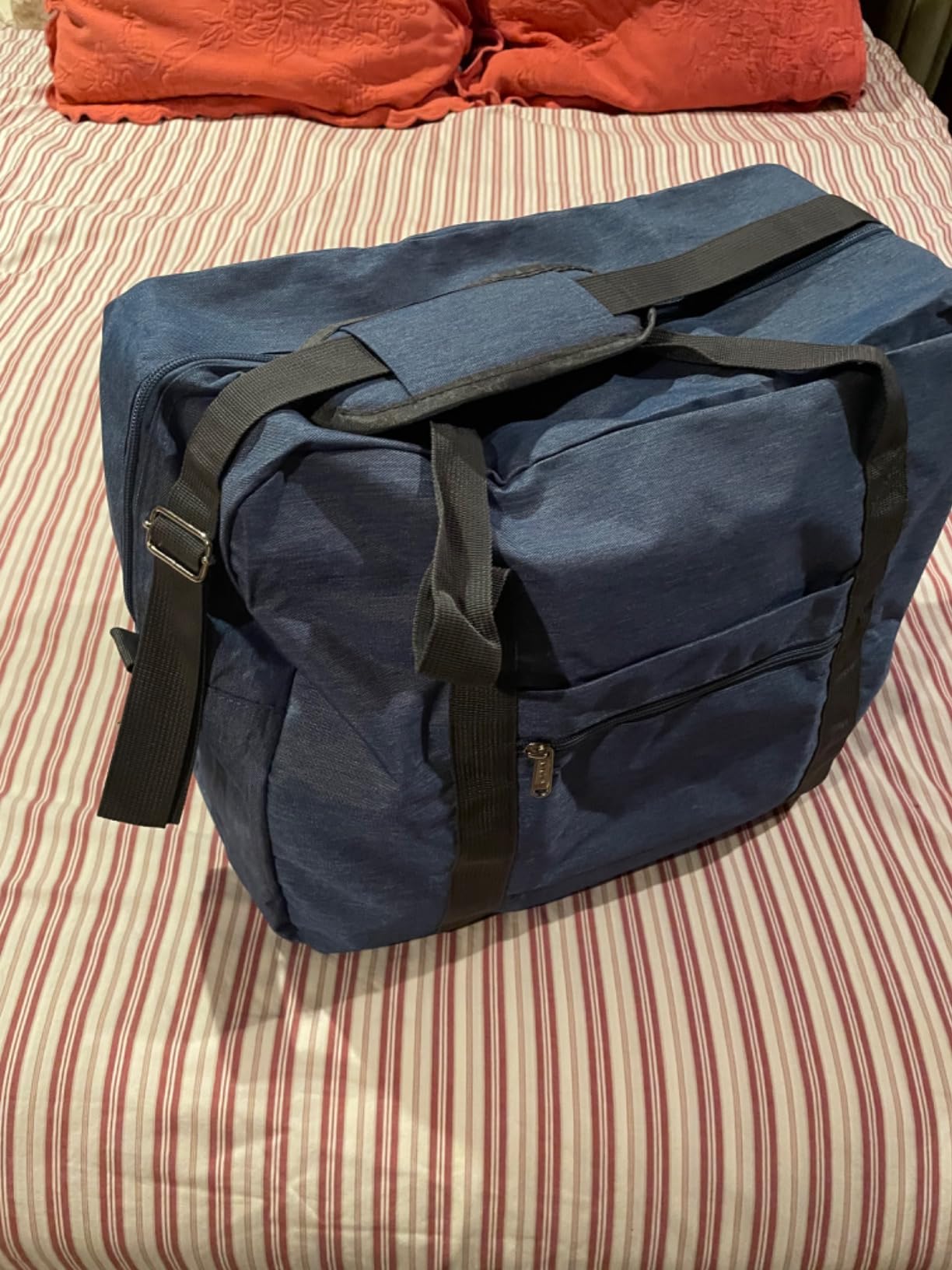 For United Airlines Foldable Carry on Bag 22x14x9 Travel Duffel Bag Packable luggage Duffle for Women and Men 40L (Navy Blue (With Shoulder Strap)) customer photo 1