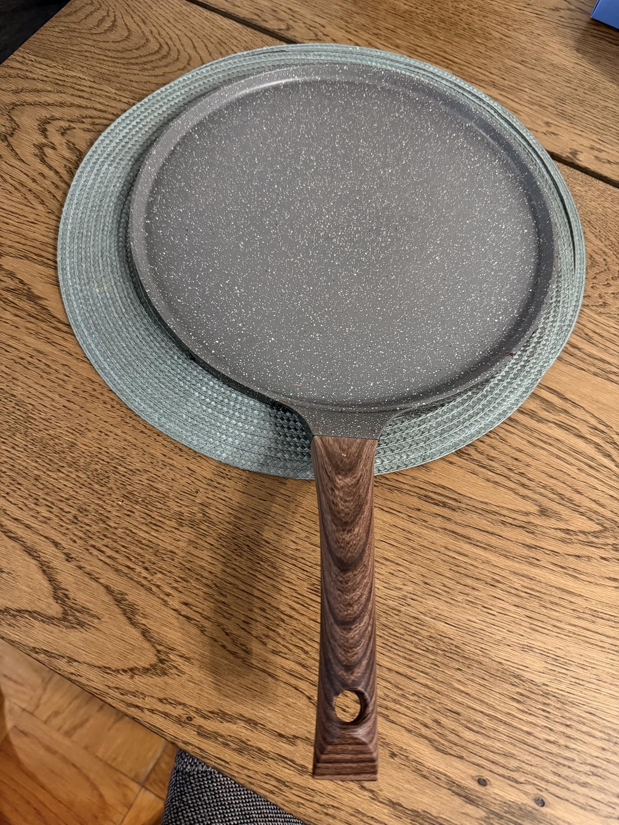 SENSARTE Nonstick Crepe Pan, Swiss Granite Coating Dosa Pan Pancake Flat Skillet Tawa Griddle 12-Inch with Stay-Cool Handle, Induction Compatible customer photo 2