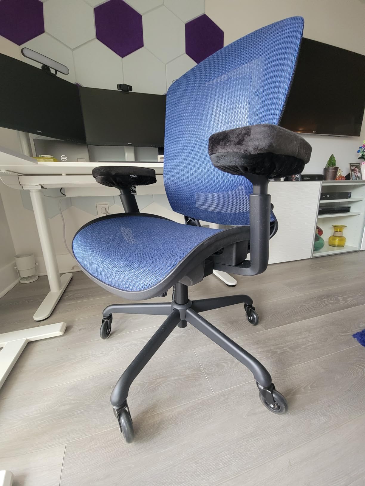 ELABEST Mesh Office Chair - Ergonomic Computer Desk Chair with Adjustable Lumbar Support & Armrests, Tilt Function, Comfort Wide Seat customer photo 1