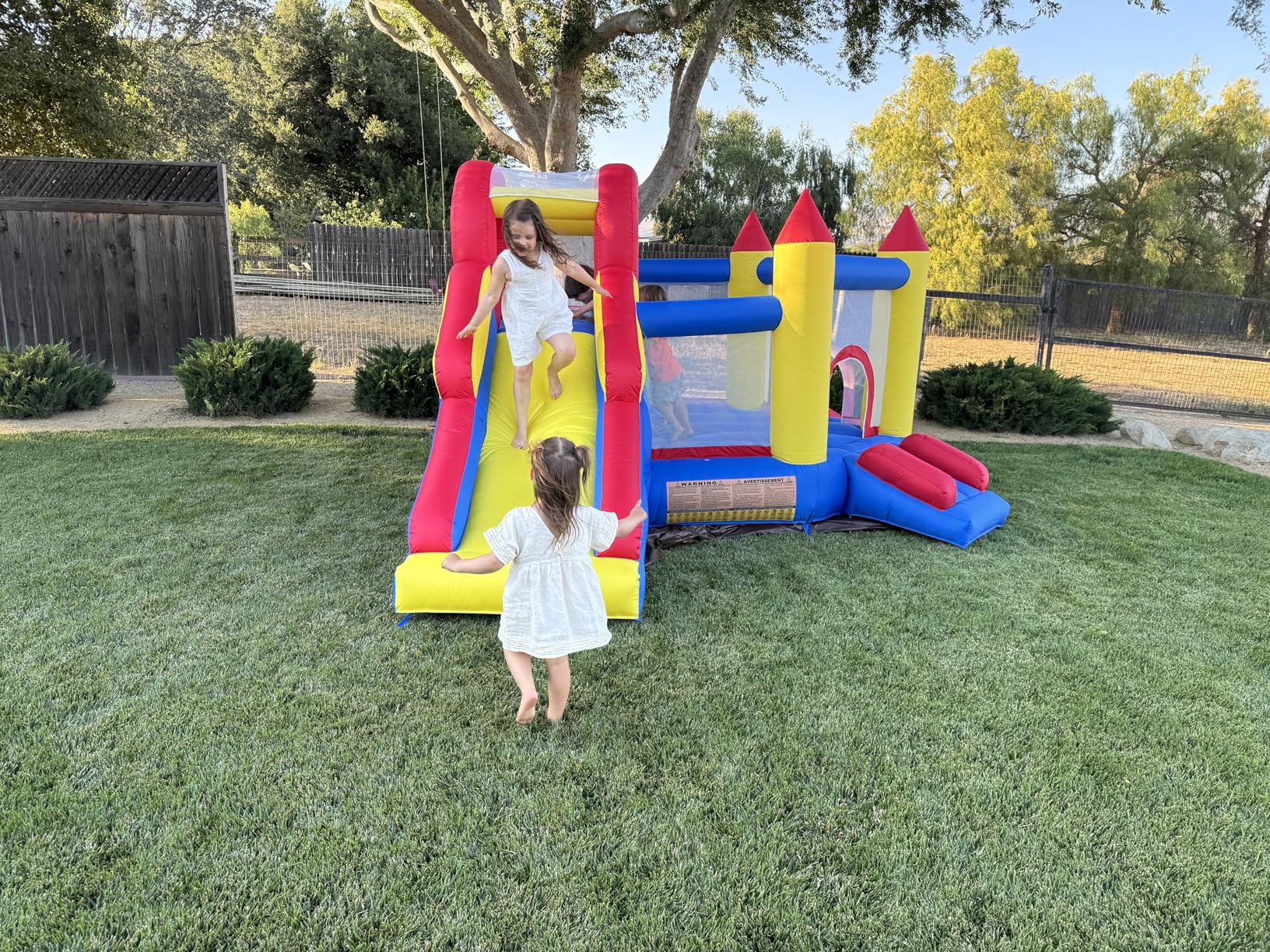Umbalir Inflatable Bounce House for Kids 3-8 yr, Bouncy House Accommodate 4-6 Kids, Fun and Safe Indoor/Outdoor Play (12.3'Lx10'Wx6.3'H) customer photo 1