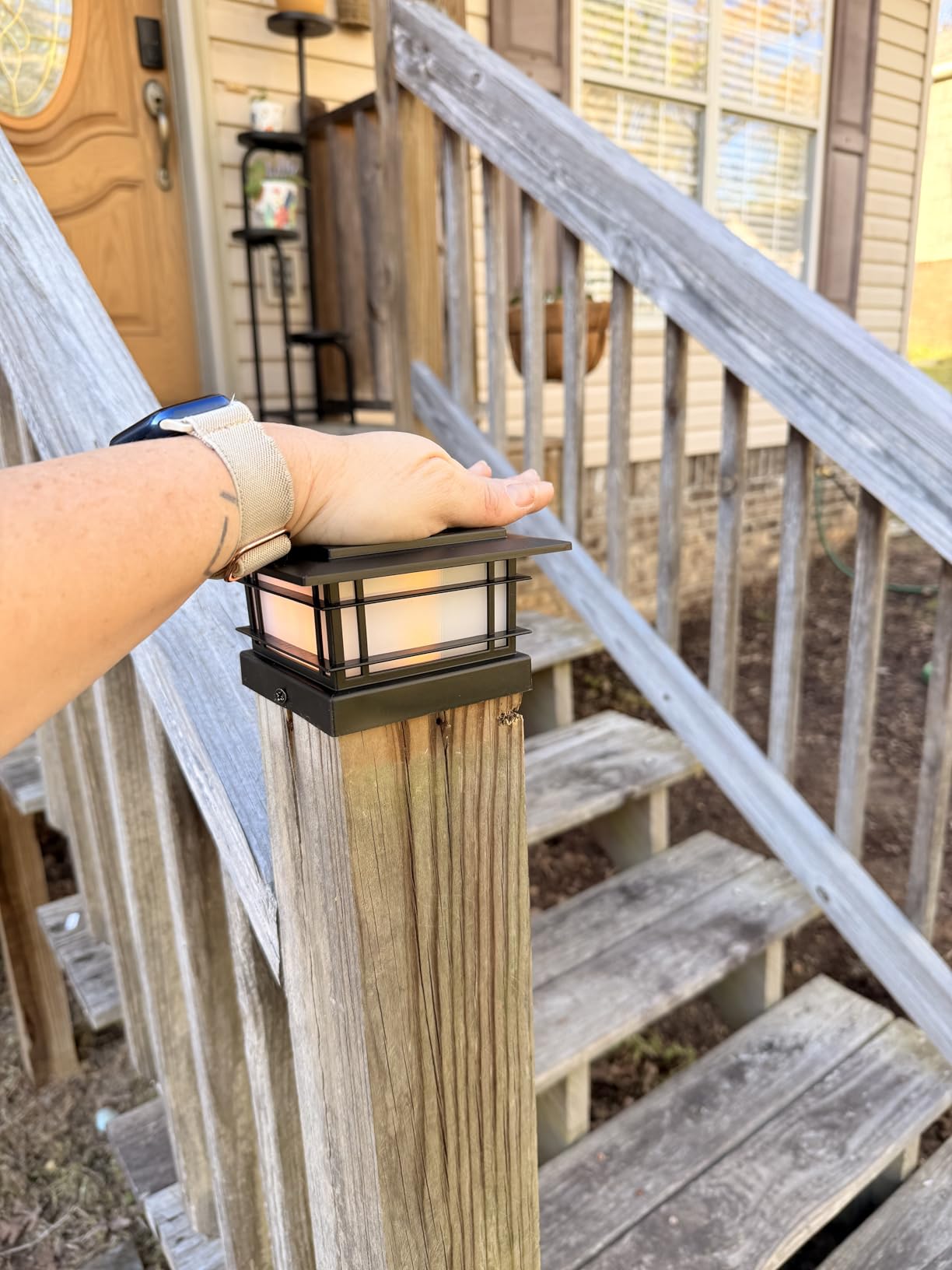 Dynaming 8 Pack Solar Post Cap Lights Outdoor with Flickering Flame Light, Fence Post Solar Lights Fit for 4x4 5x5 6x6 Vinyl/Wooden Posts customer photo 2