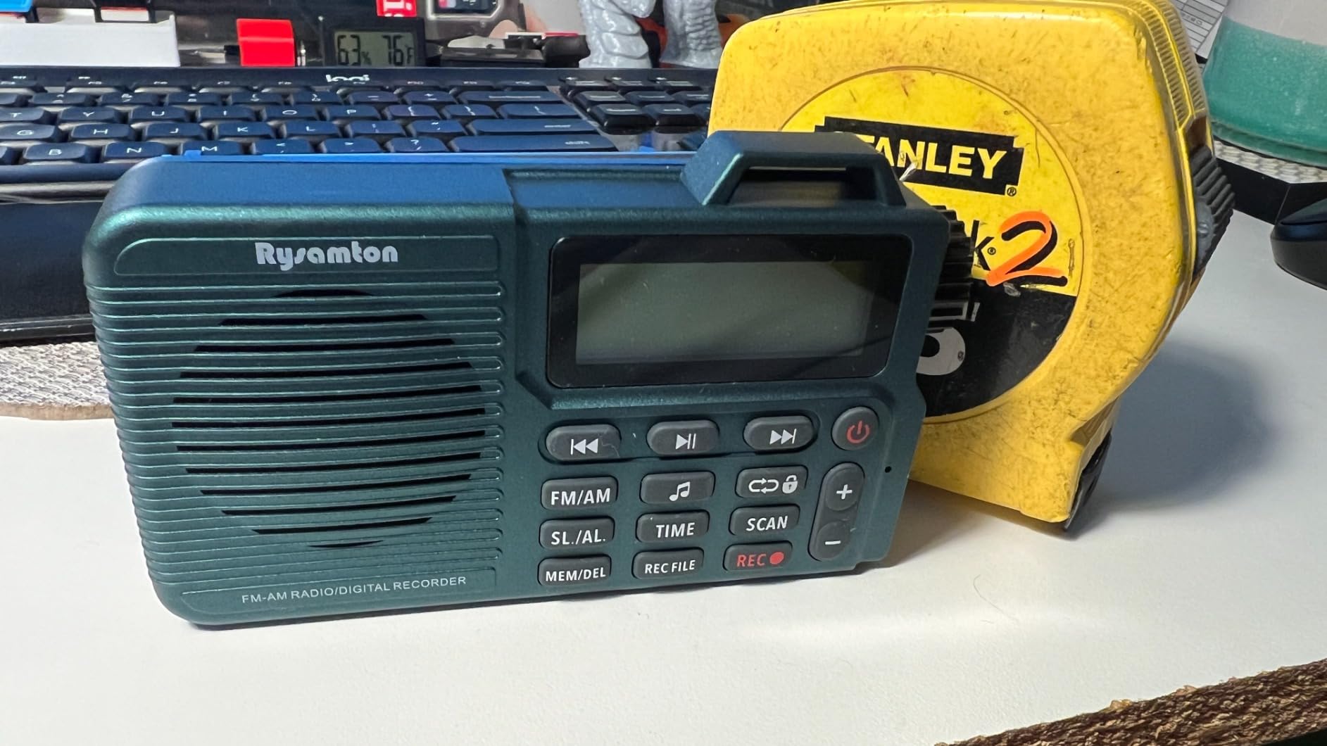 Portable AM/FM Radio, Digital Radio Recorder, Bluetooth 5.0, Alarm and Sleep Function, 12/24H Time Display with Large Digital Display customer photo 2