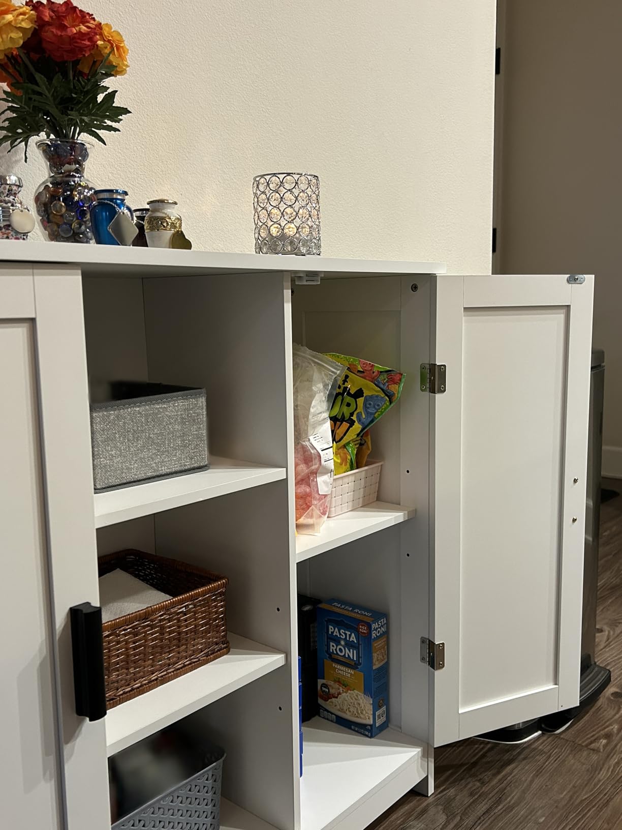 Iwell Storage Cabinet with 2 Doors and 4 Storage Shelves, Credenza Buffet Cabinet for Living Room, Entryway, Home Office, White customer photo 1