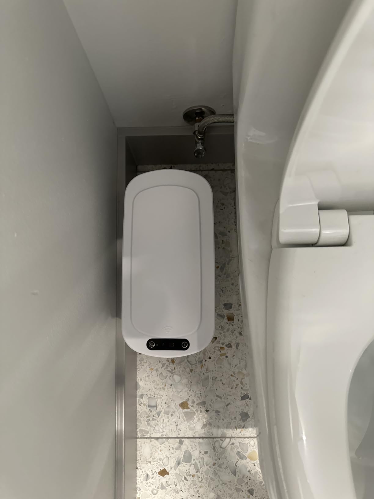 Cesun Automatic Motion Sensor Bathroom Trash Can with Lid, 2.6 Gallon Touchless Trash Bin, Smart Plastic Slim Garbage Can Small White Wastebasket for Toilet, Office, rv, Bedroom, Living Room customer photo 2