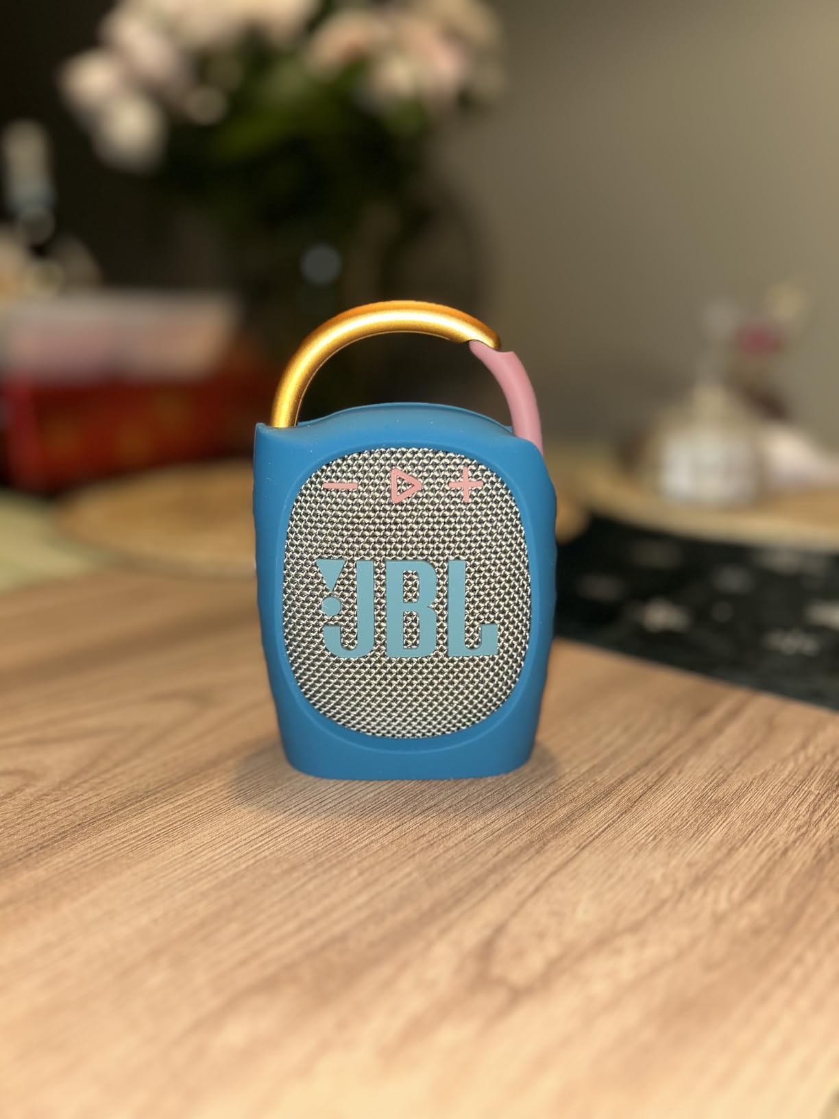 JBL Clip 4, Blue/Coral - Portable Bluetooth 5.1 Speaker - Up to 10 Hours of Play - Waterproof & Dust Resistant customer photo 2