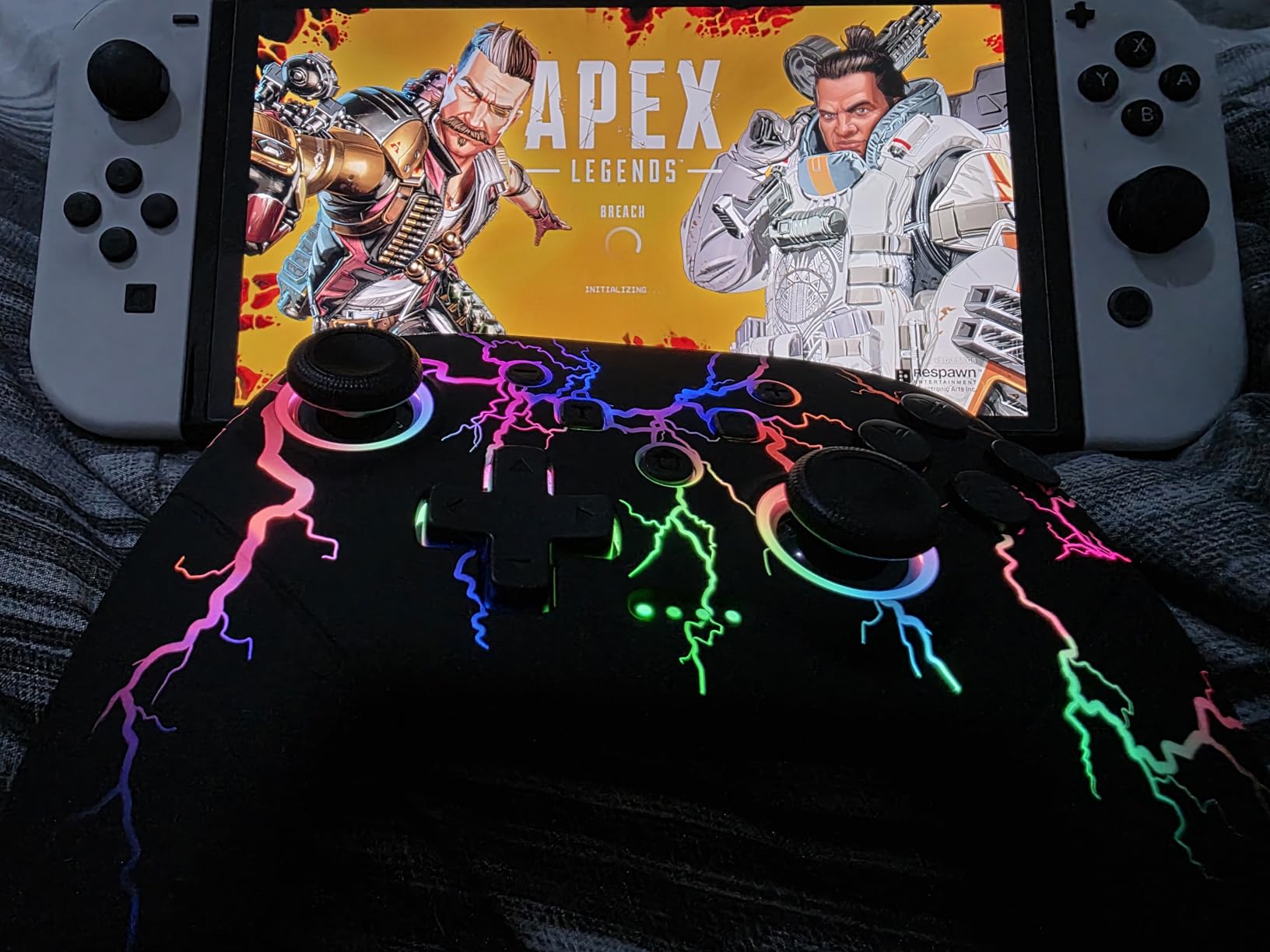 VOYEE Switch Controllers Compatible with Switch/Lite/OLED/PC Windows, Programmable RGB Lightning LED, Wireless Pro Controller with One Key Pairing/Wake Up/Turbo/Vibration customer photo 1