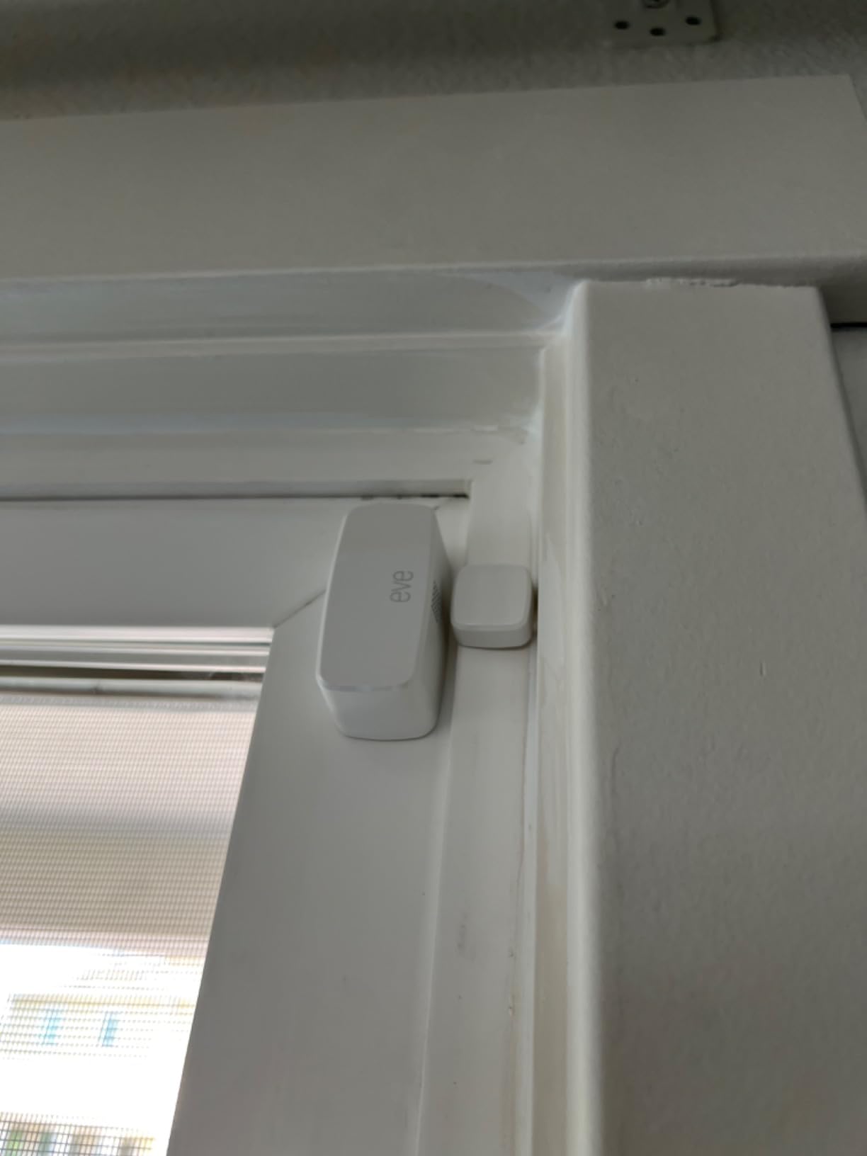 Eve Door & Window (Matter) - Smart Contact Sensor for Doors & Windows, Open/Closed State, Automatic Control of Accessories, Matter Over Thread, Apple Home, Alexa, Google Home, SmartThings customer photo 2