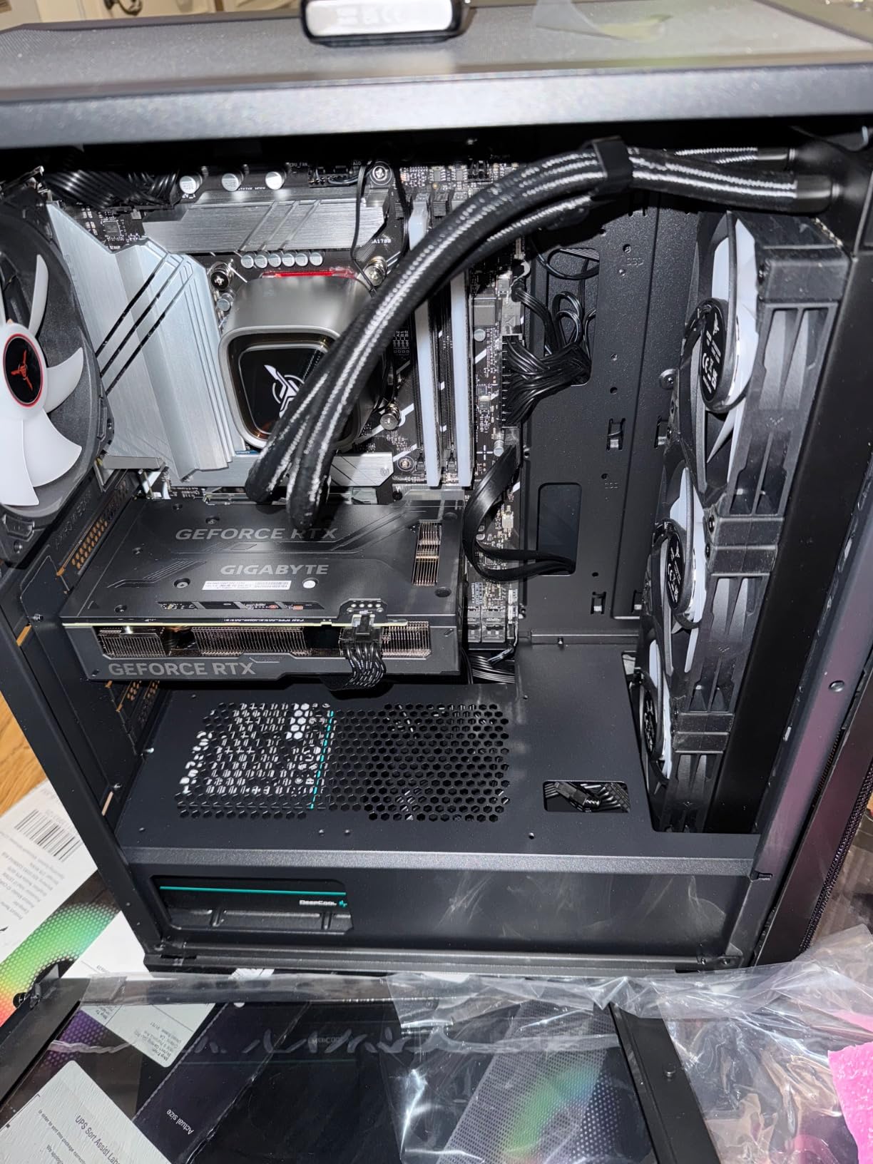 Skytech Gaming Chronos Gaming PC Desktop - Intel Core i7 13700K 3.4 GHz, NVIDIA RTX 4070, 1TB NVME SSD, 32GB DDR5 RAM RGB, 750W Gold PSU, 360mm AIO, 11AC Wi-Fi, Windows 11 Home 64-bit,Black customer photo 1