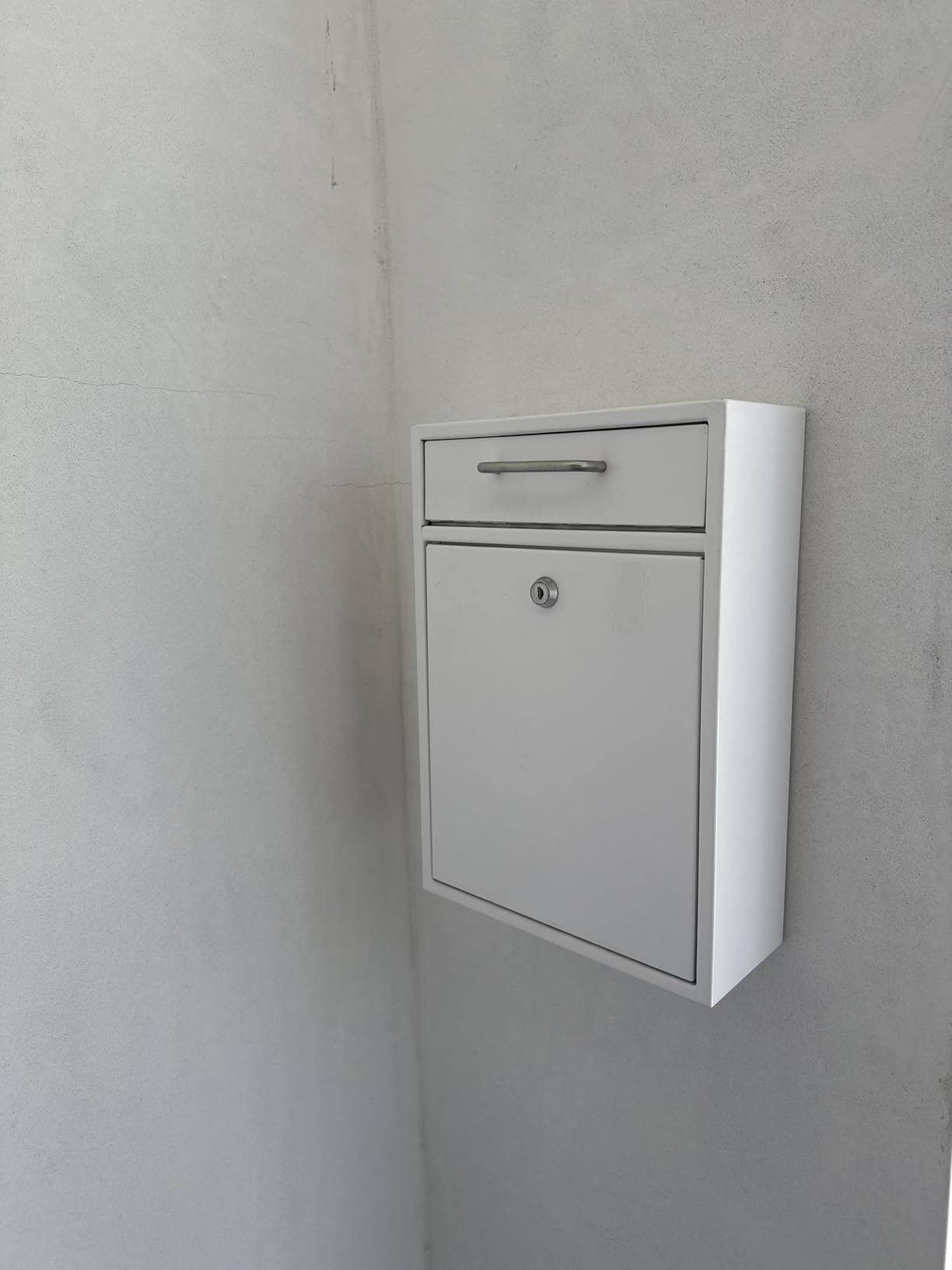 Mail Boss 7420 High Security Steel Locking Wall Mounted Mailbox - Office Drop Box - Comment Box - Letter Box - Deposit Box, Alpine White customer photo 1