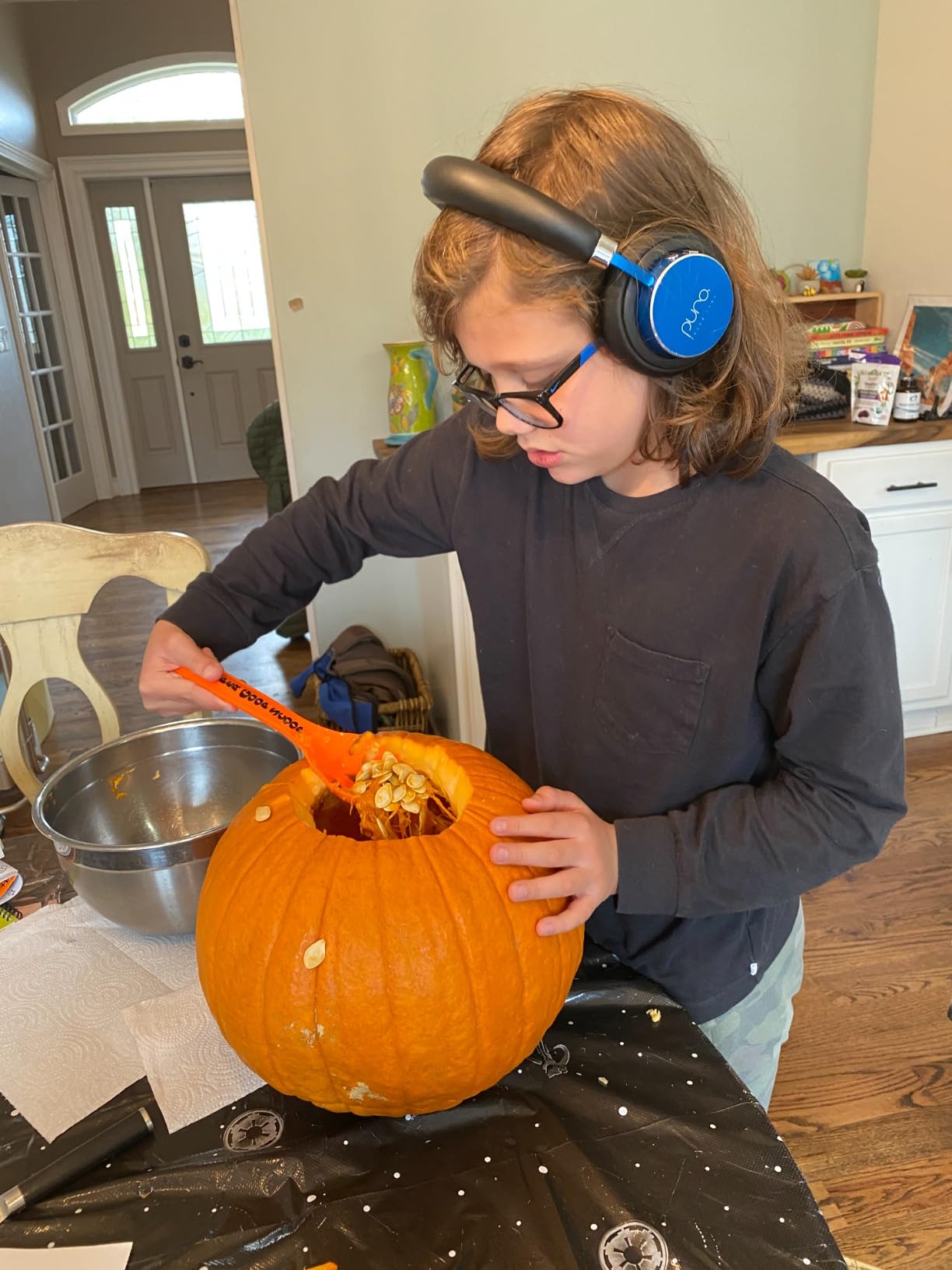 Puro Sound Labs Kids Wireless Headphones - Volume-Limiting 85dB, Built-In Mic, Studio-Grade Sound, 20-Hour Battery Life, Comfortable Fit & Easy to Connect Kids Bluetooth Headphones - BT2200 Plus, Blue customer photo 2