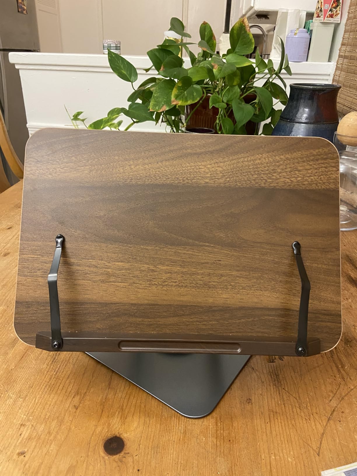 Tounee Book Stand for Reading, Adjustable Book Holder with 360° Swivel Base, Foldable Cookbook Stand Recipe Book Holder with Elastic Page Clips for Music Scores, Recipe, Tablet, Laptop-Gray customer photo 2