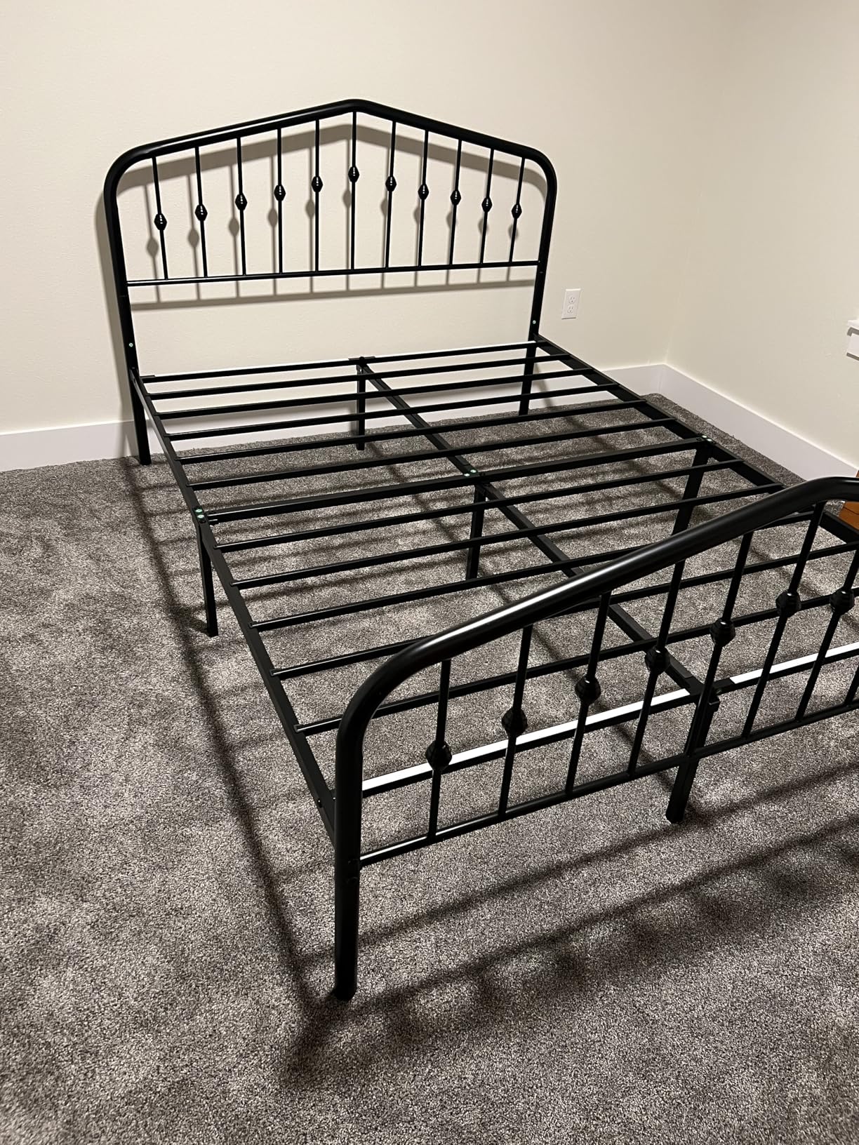 SHA CERLIN Queen Size Metal Platform Bed Frame with Victorian Style Wrought Iron-Art Headboard/Footboard, No Box Spring Required, Black customer photo 1