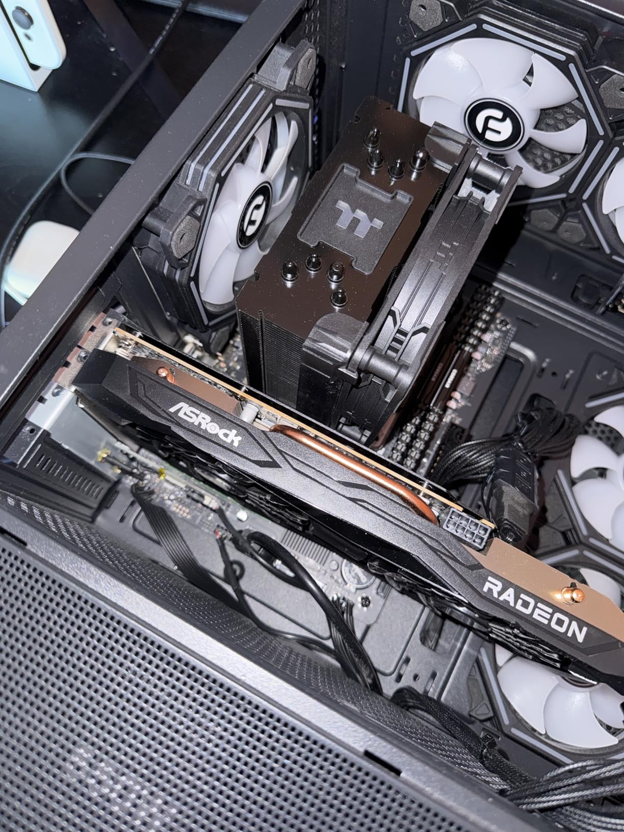 ASRock Radeon RX 7600 Challenger 8GB OC Graphics Card, AMD RDNA 3 Architecture, 8GB GDDR6, PCIe 4.0, Dual Fans, 0dB Silent Cooling customer photo 2