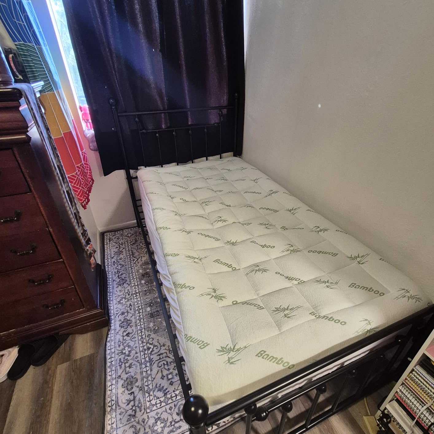 Allewie 14 Inch Queen Size Metal Platform Bed Frame with Victorian Vintage Headboard and Footboard/Mattress Foundation/Under Bed Storage/No Box Spring Needed/Easy Assembly/Noise Free/Black customer photo 2