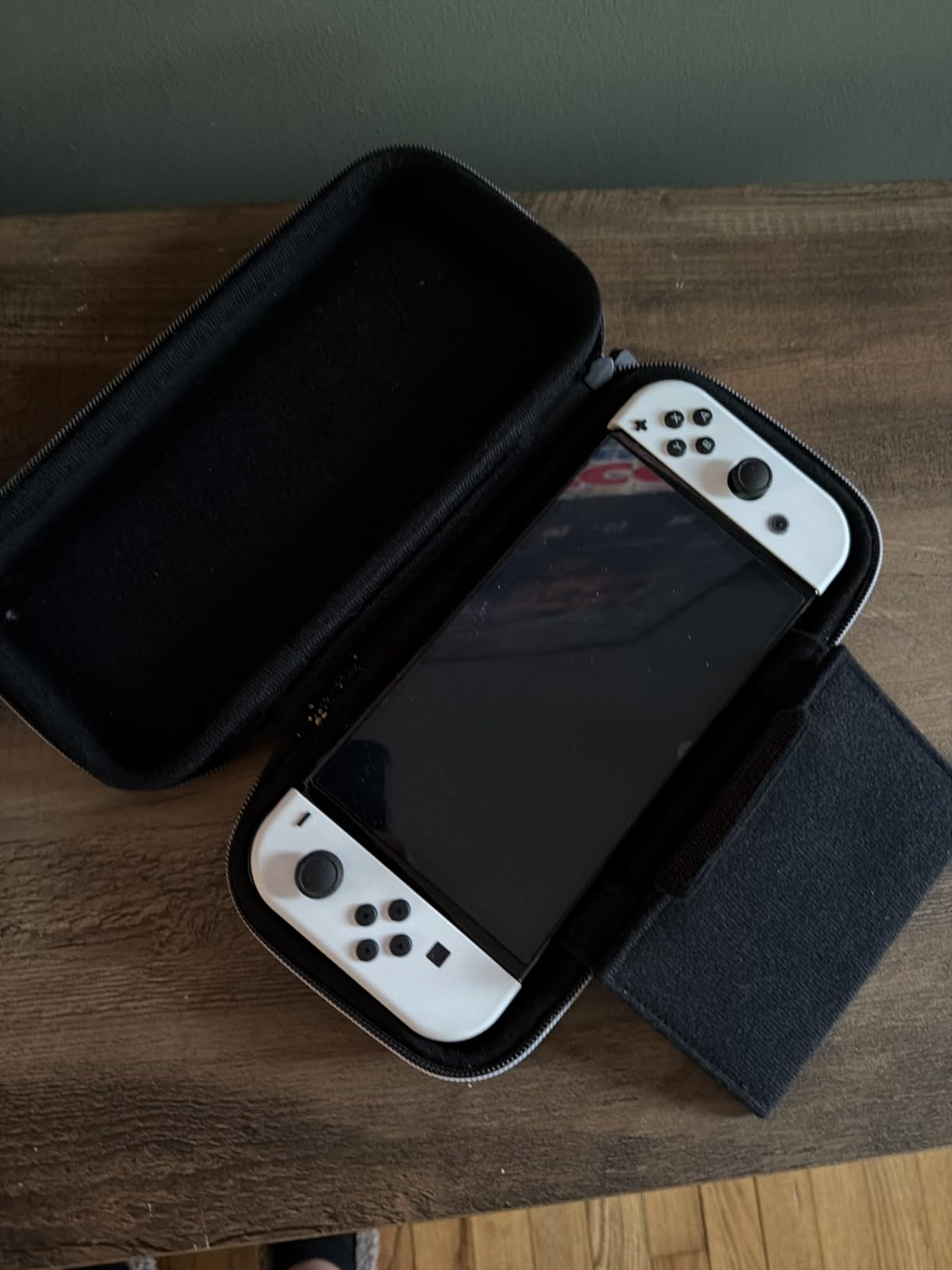RDS - Officially Licensed Nintendo Switch Deluxe OLED, Nintendo Switch, & Switch Lite Game Traveler Case - Purple Ballistic Nylon, Viewing Stand, & Bonus Game Cases customer photo 1