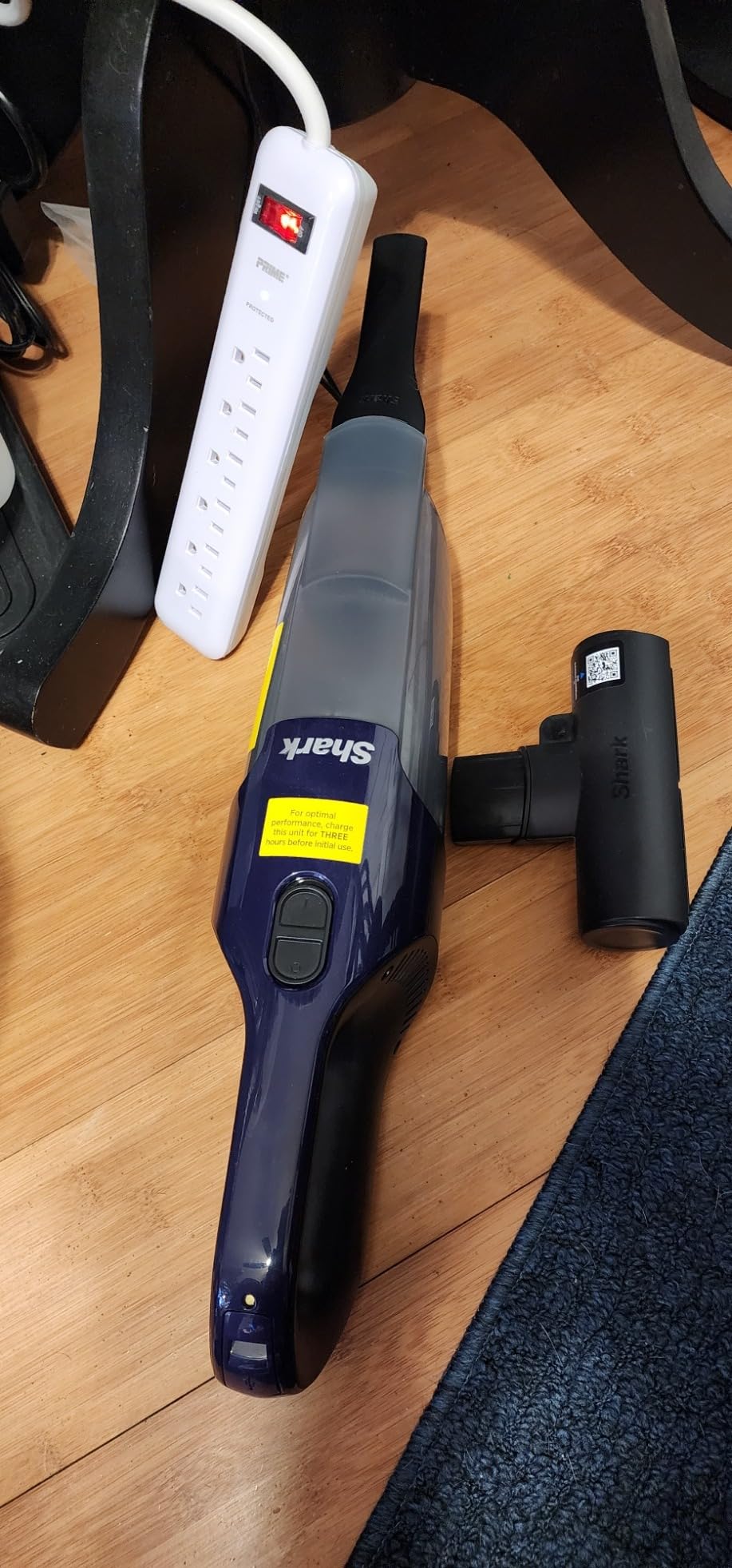 Shark Cyclone PET Handheld Vacuum with 8