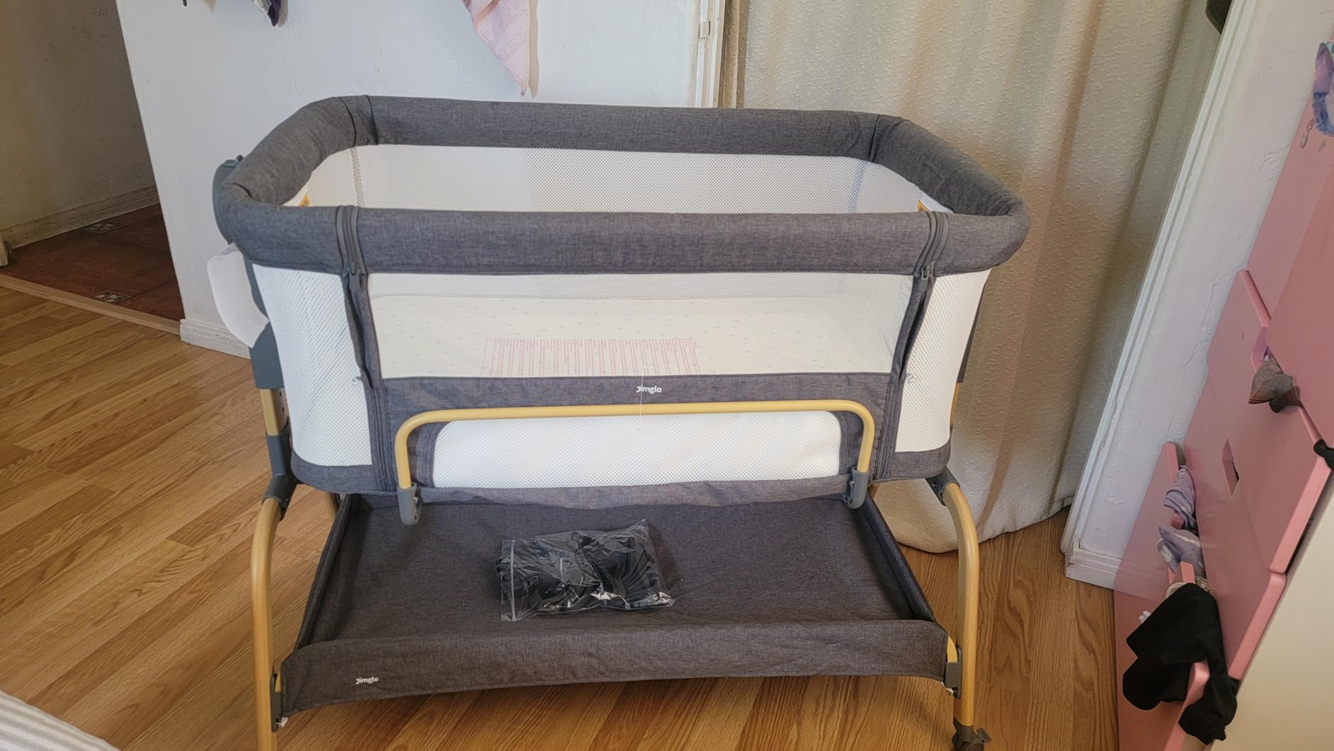 Jimglo 3 in 1 Baby Bassinet, Bedside Bassinet for Baby, Rocking Bassinet with Comfy Mattress and Wheels, 6 Height Adjustable Easy Folding Portable Bedside Crib for Newborn customer photo 2