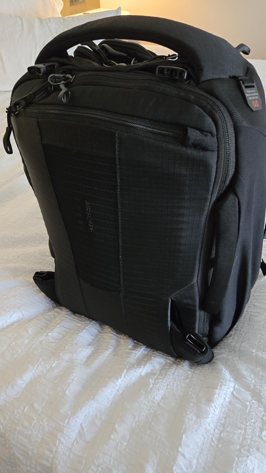 Osprey Sojourn Porter 65L Travel Backpack - Carry-On Compliant Luggage with StraightJacket Compression and Padded Laptop Sleeve - Durable Pack for International or Urban Travel, Koseret Green customer photo 2