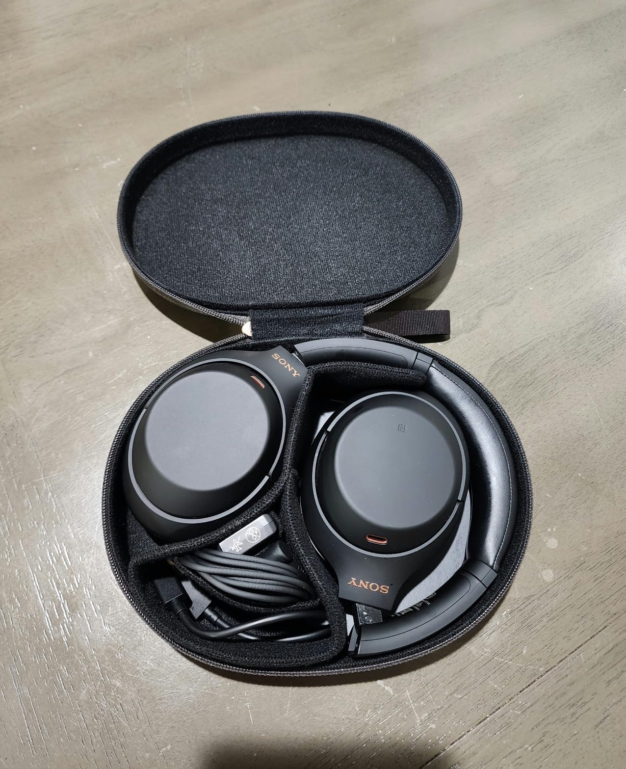 WH-1000XM4 Wireless Premium Noise Canceling Overhead Headphones - 30hr Battery Life, Over Ear Style with Mic for Phone-Call and Alexa Voice Control - Black International Version customer photo 2