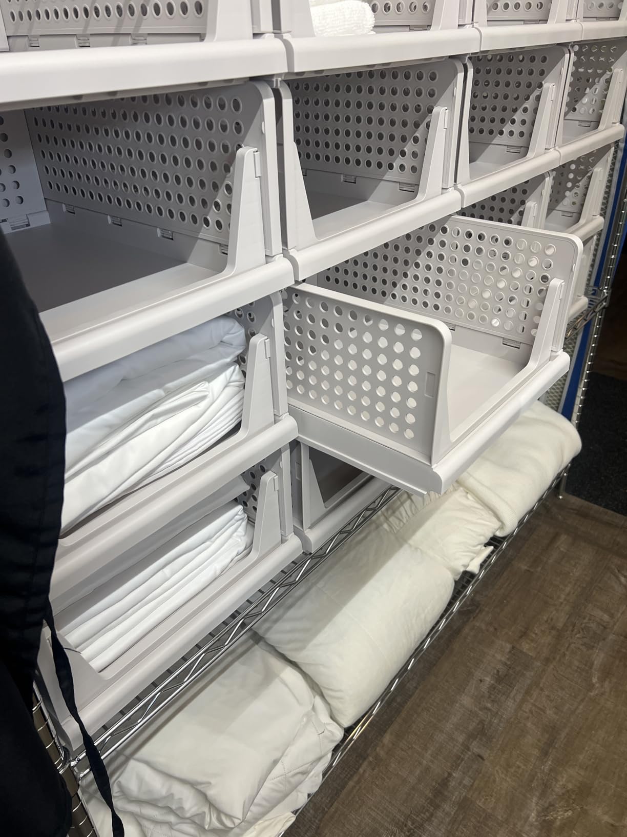 SNSLXH 5 Pack Stackable Closet Storage Basket, Multifunctional & Foldable Closet Organizer for Bathroom Kitchen Laundry Room Wardrobe Storage customer photo 2