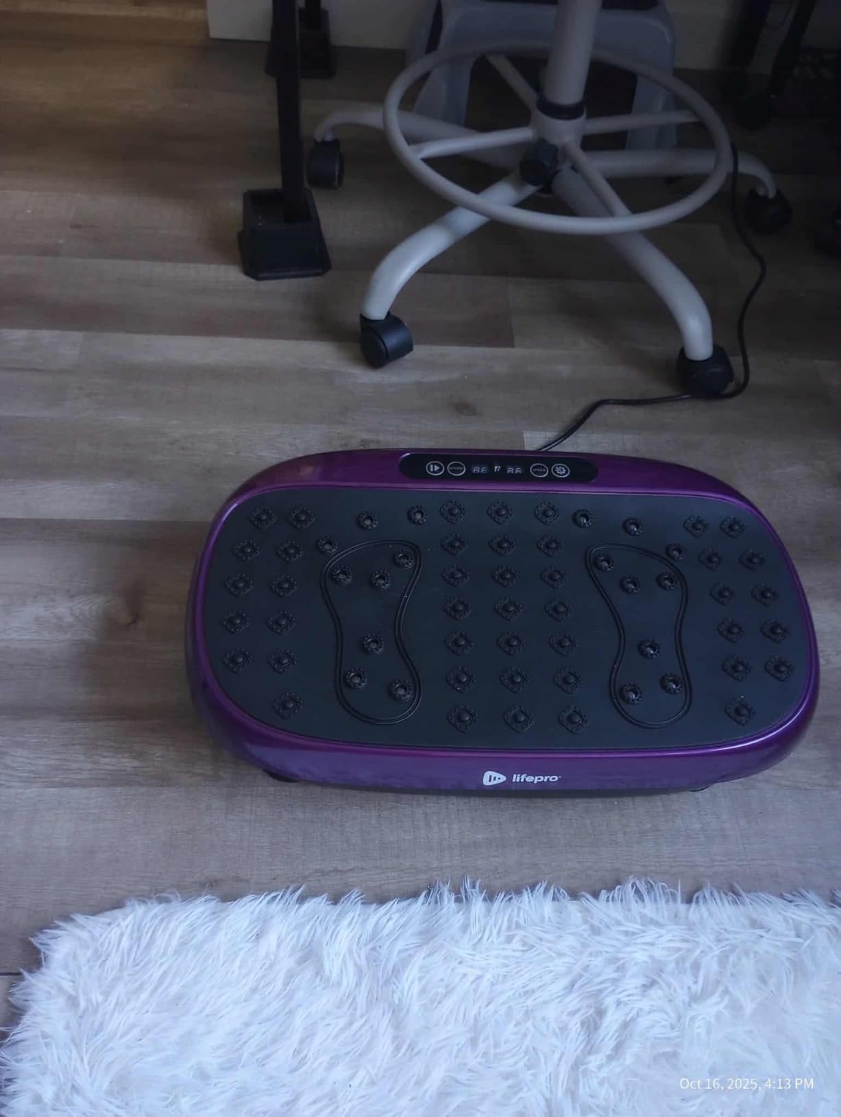 Lifepro HexaPlate Lite Vibration Plate Exercise Machine with Magnetic Acupoints - Full Body Vibration Platform for Beginners and Recovery - Lymphatic Drainage Massager for Muscle Toning and Fitness customer photo 1