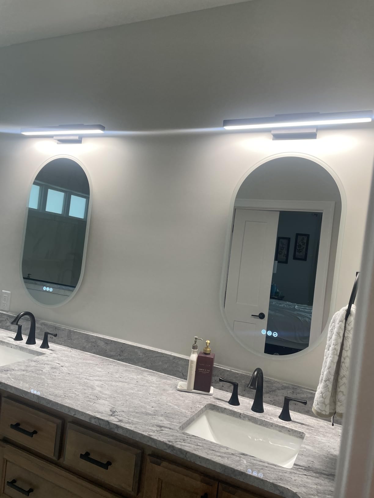 S'bagno 24x36 Oval LED Bathroom Mirror with Lights, Anti-Fog, Bluetooth Speaker, 3 Colors Temperature & Dimmable, Lighted Mirrors for Bathroom Wall customer photo 1